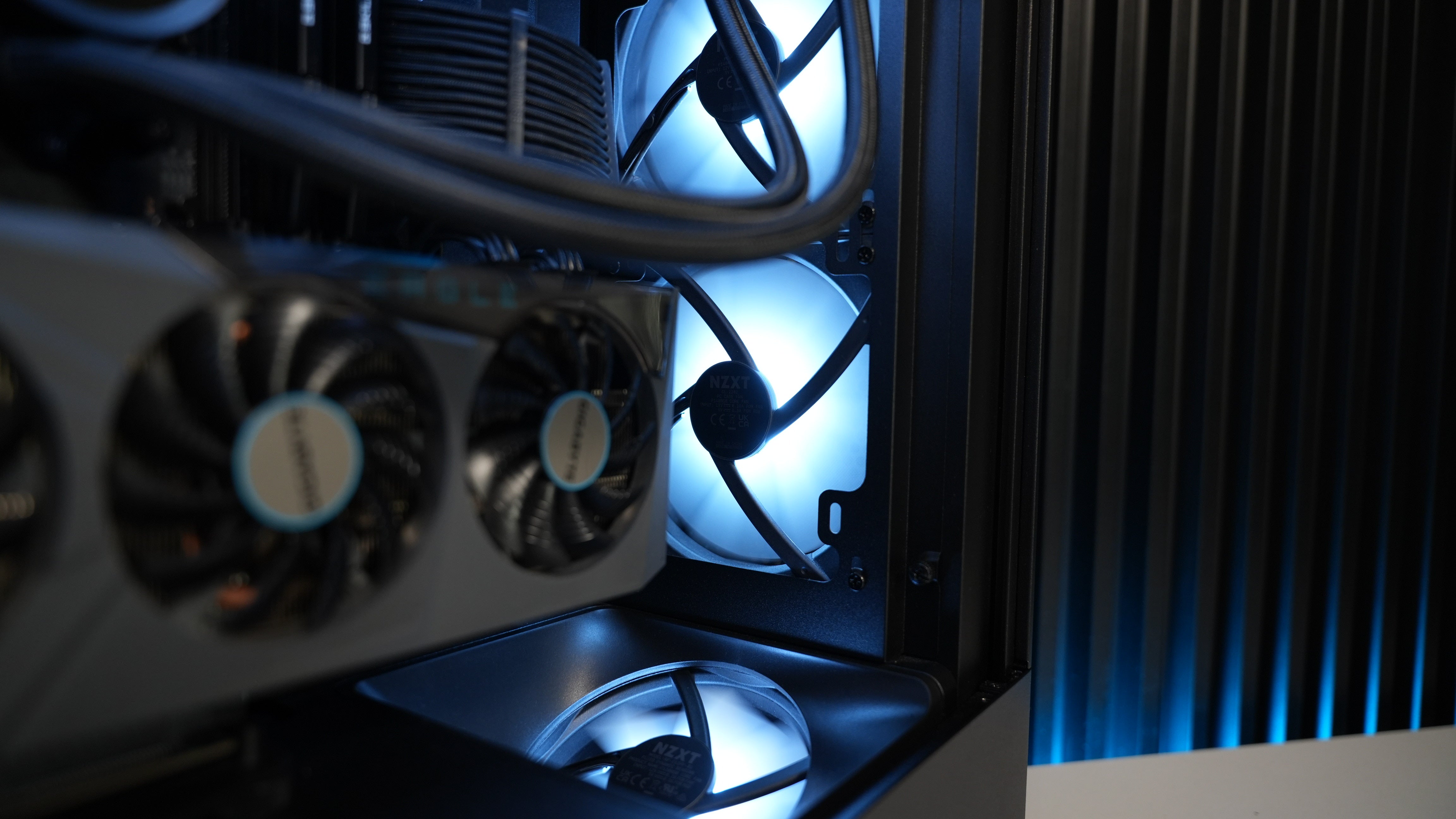 Ryzen 7 5800X + RTX 3070 Gaming PC