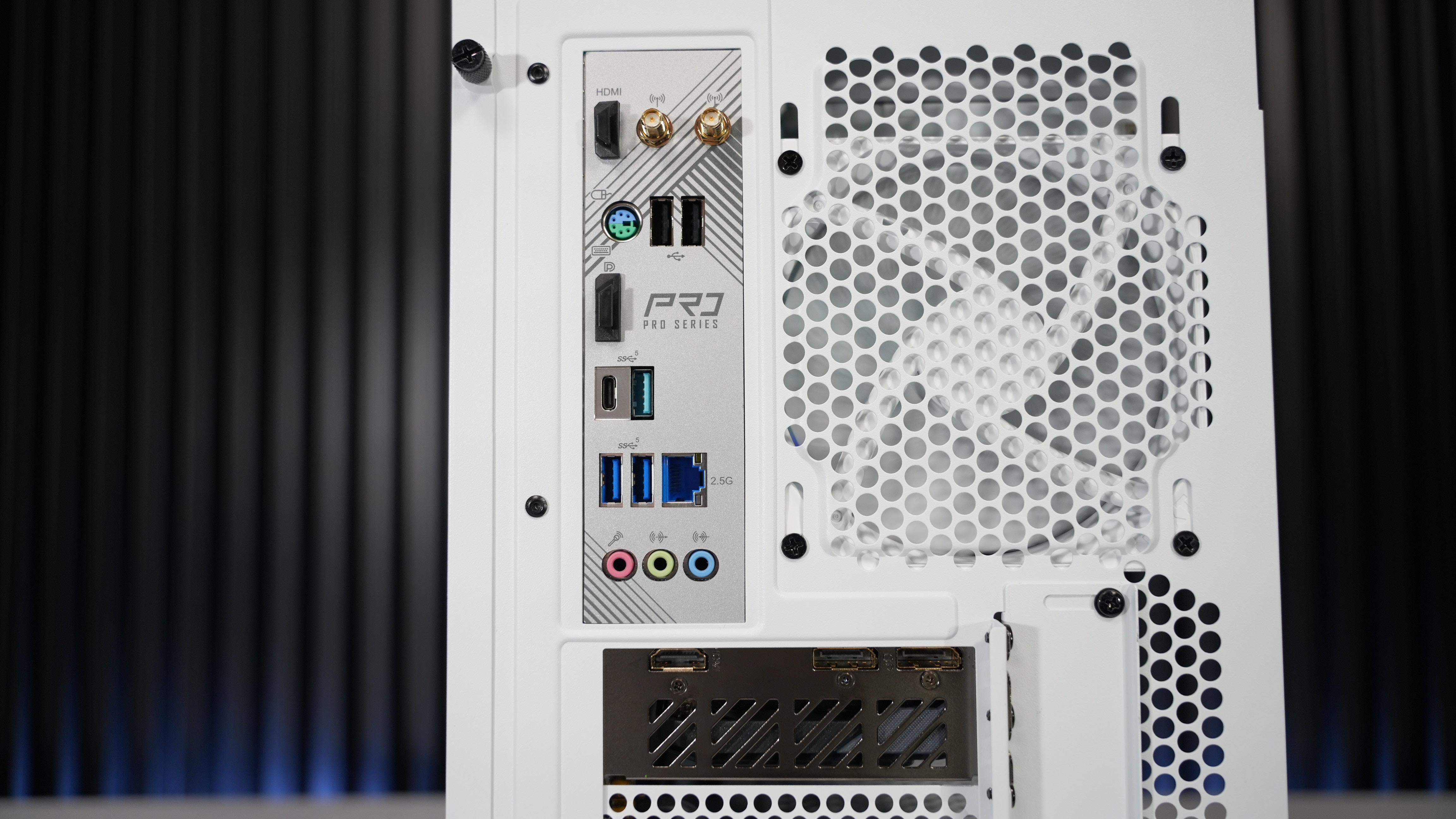 Intel i5 14400F + RX 9060XT Gaming/Streaming PC