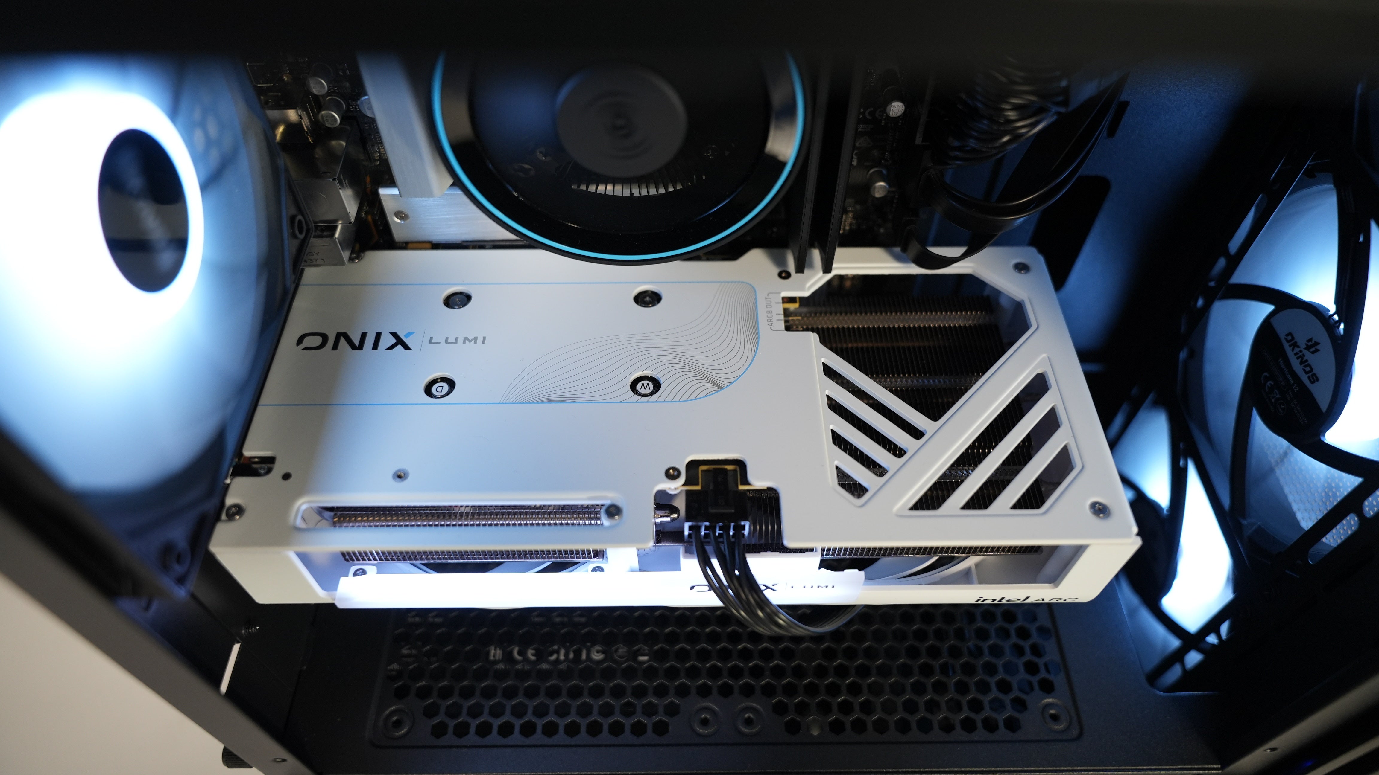 Intel Core Ultra 225F + Arc B580 Gaming PC