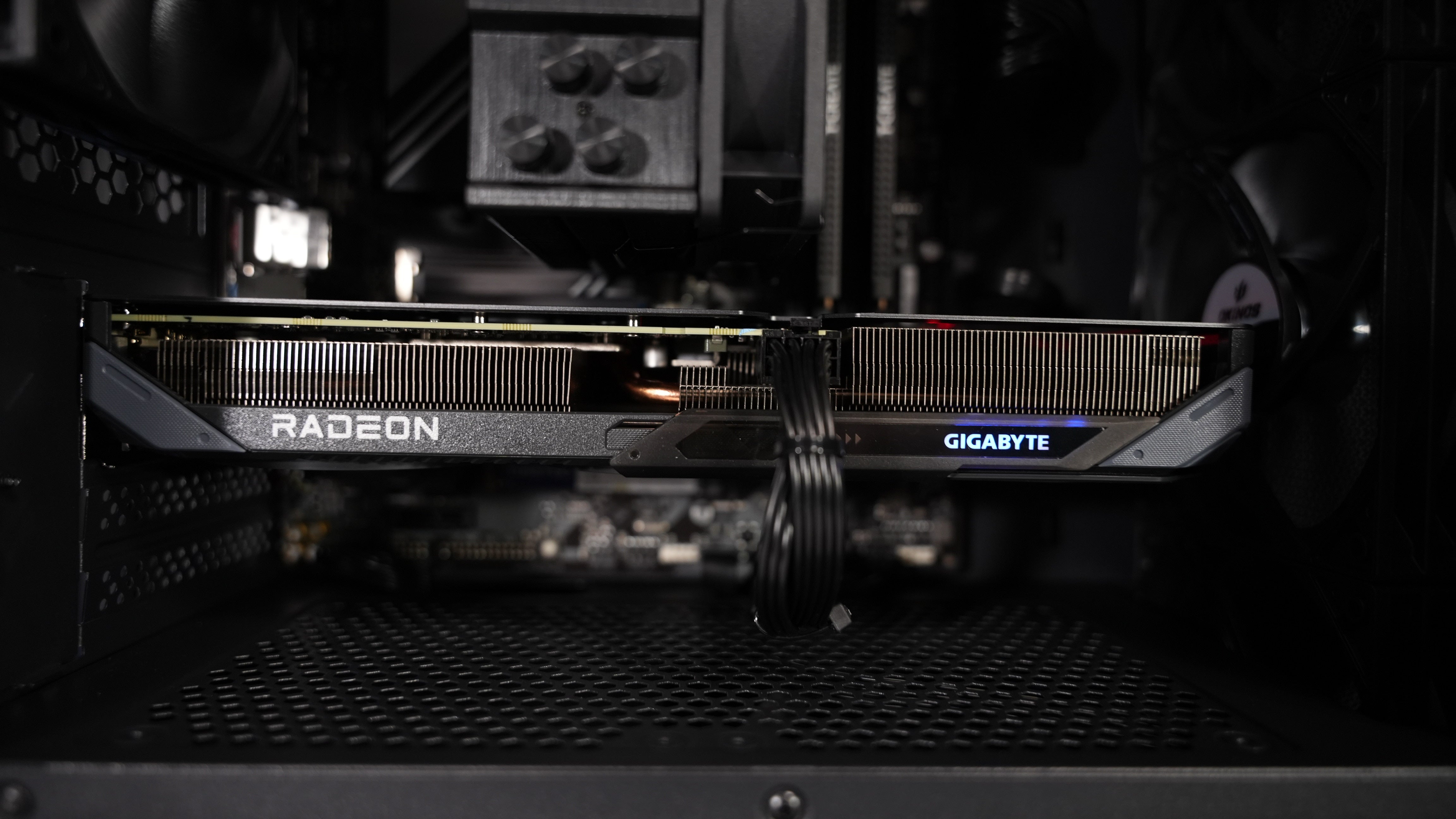 Intel i5 12400F + RX 9060XT 16GB Gaming/Streaming PC