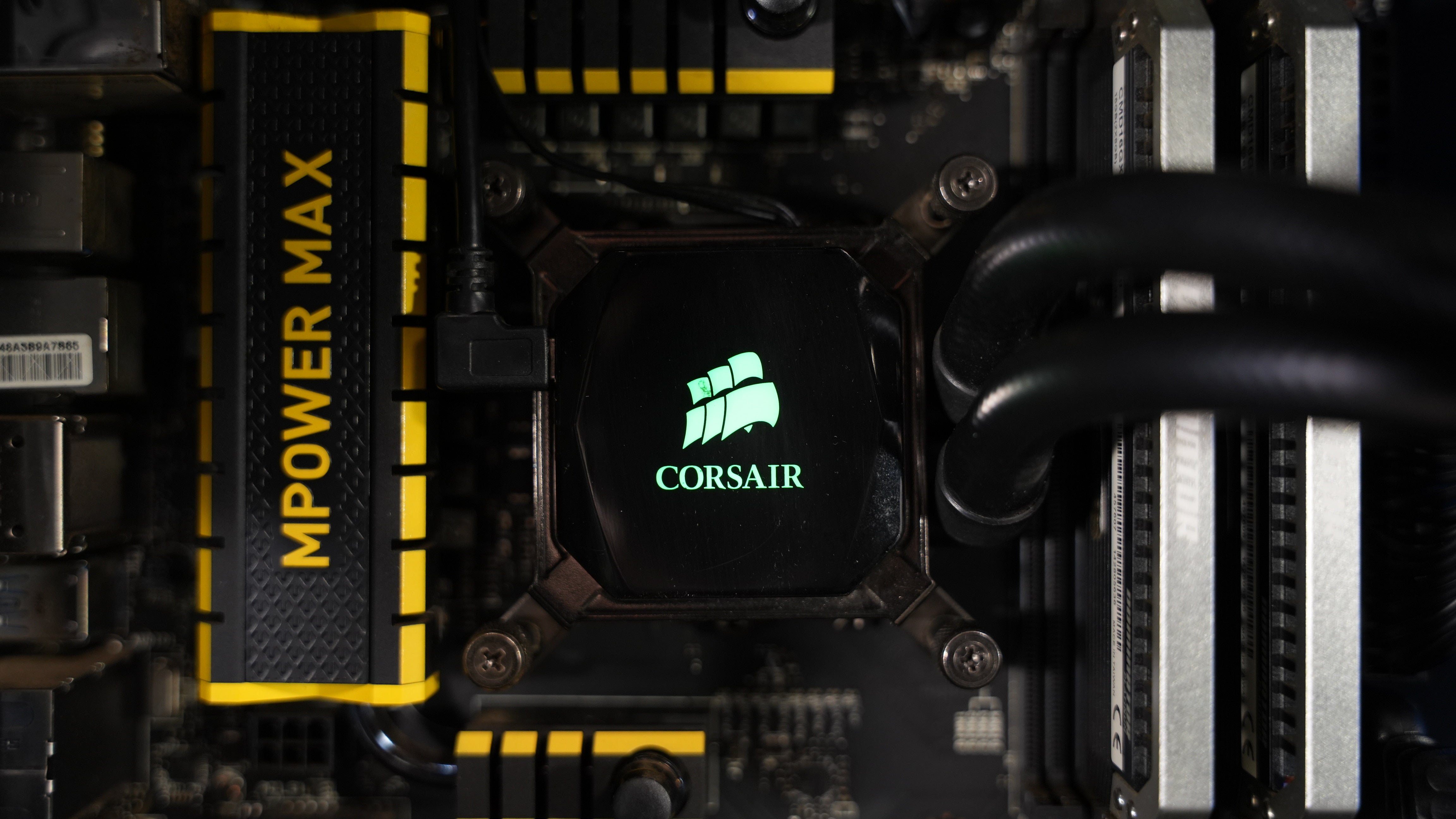 Intel i7 4770K + GTX 1080 Ti Budget Gaming PC