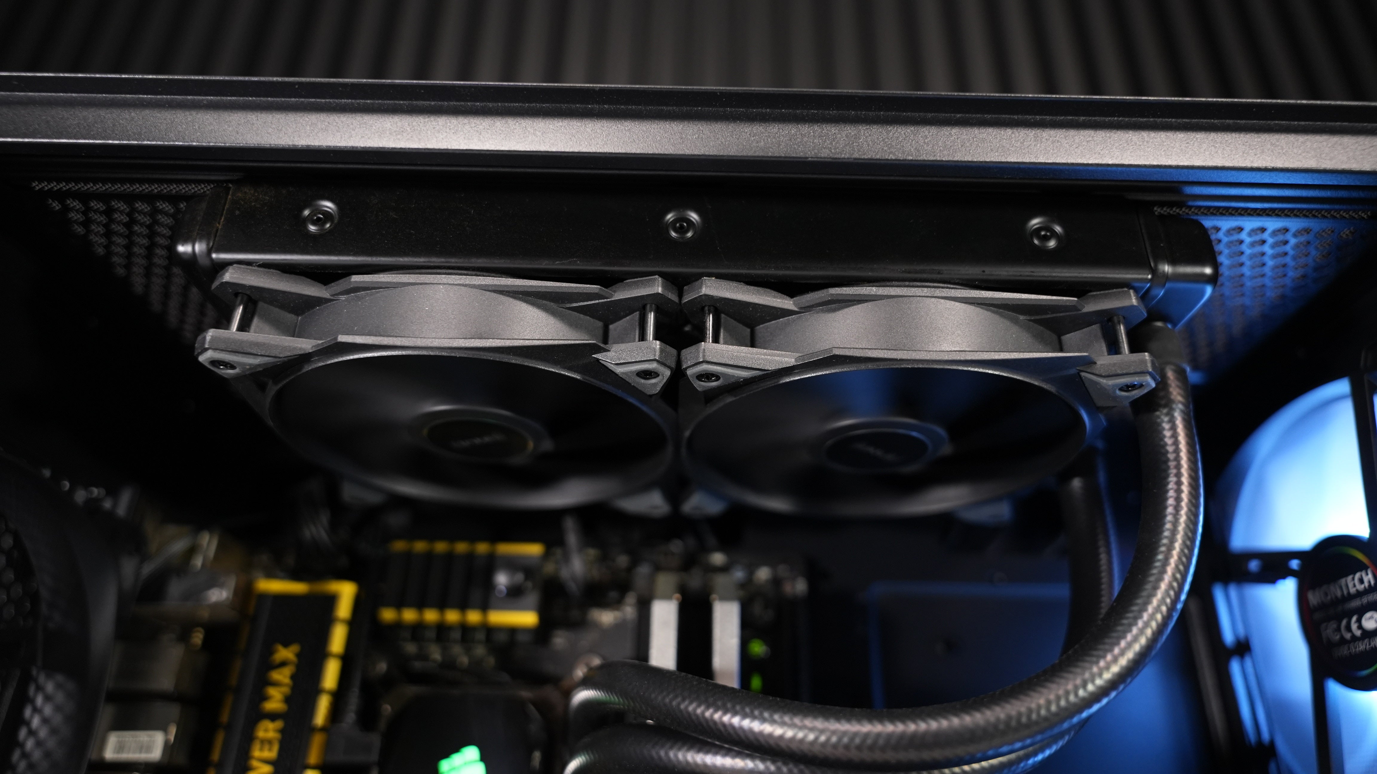 Intel i7 4770K + GTX 1080 Ti Budget Gaming PC