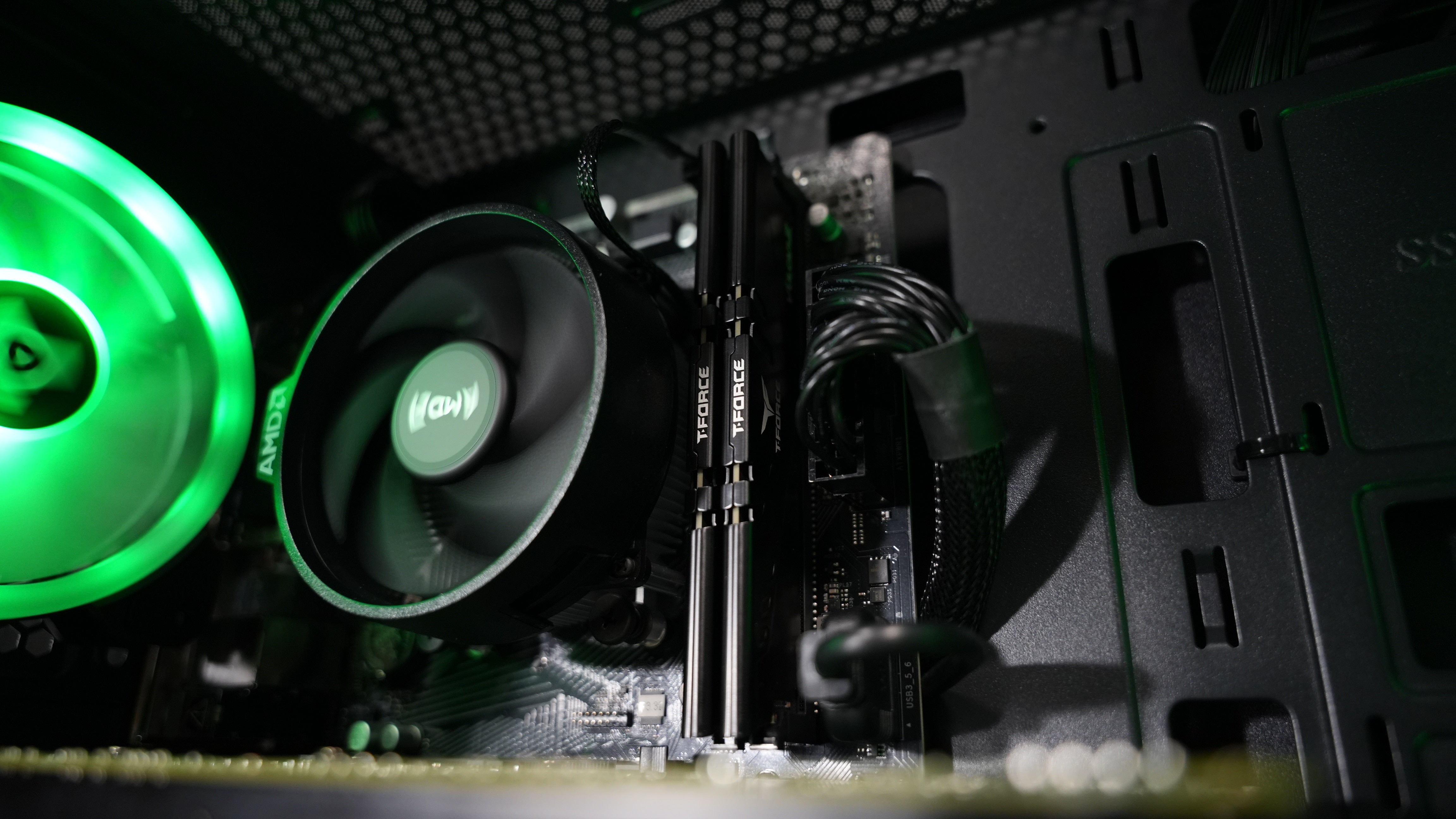 Ryzen 5 5500 + GTX 1070 Gaming PC