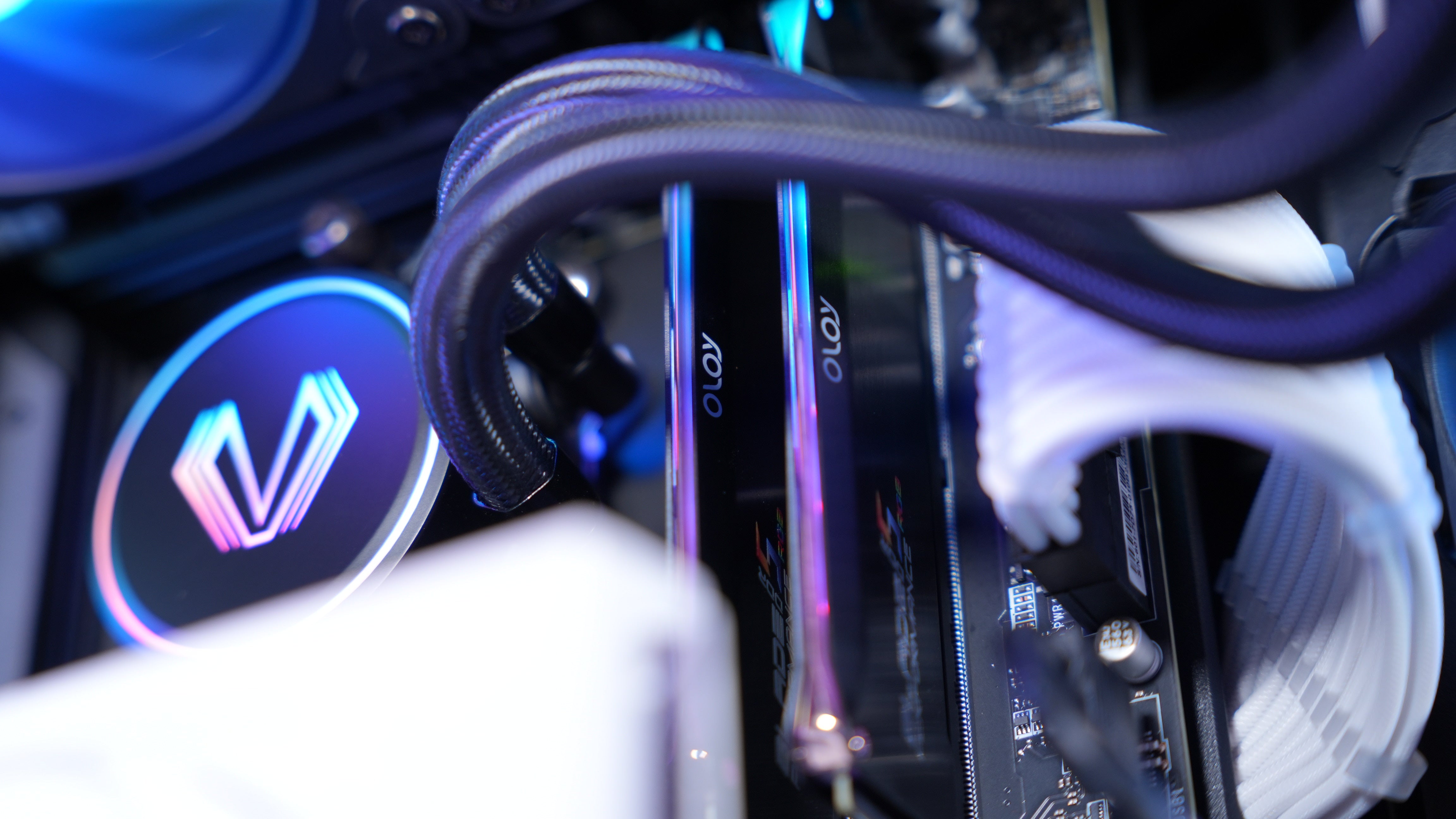 Ryzen 5 7600X + RTX 3060 Gaming/Streaming PC (In Stock)
