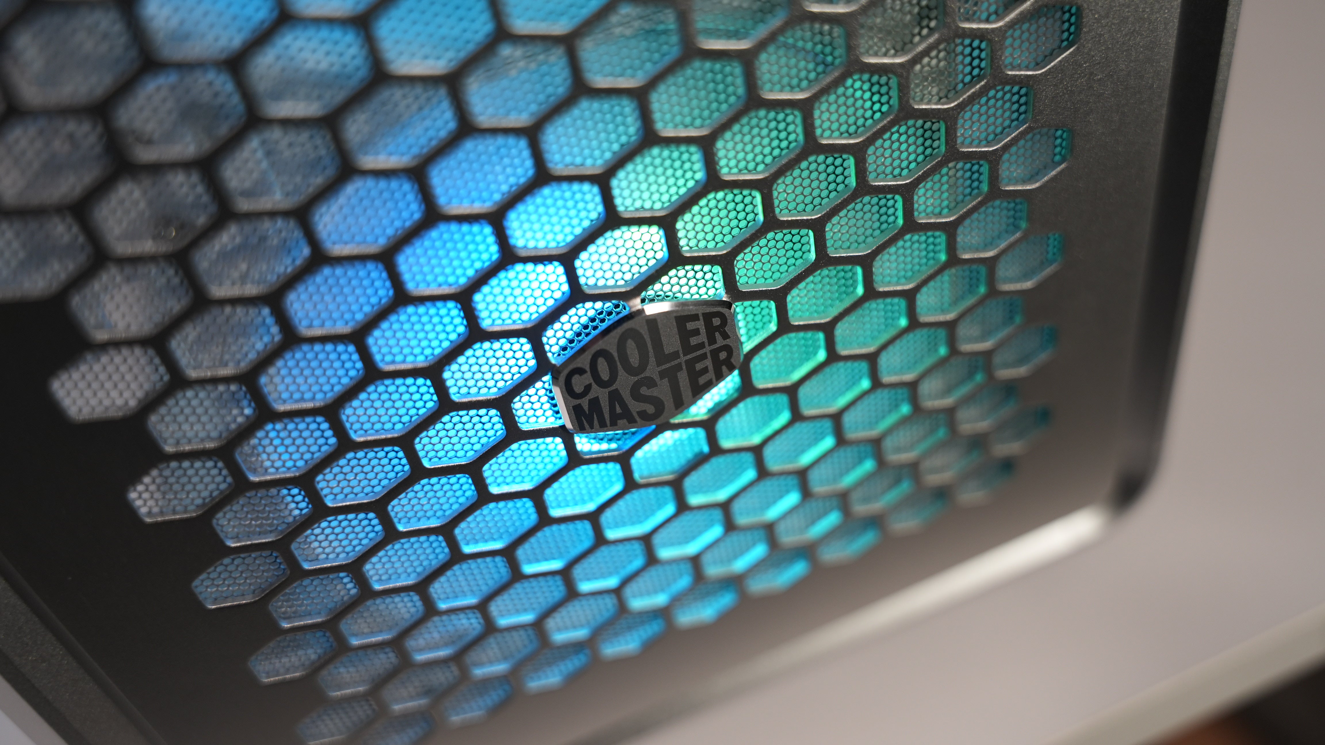 Ryzen 7 7800X3D + RTX 5070 Gaming/Streaming PC