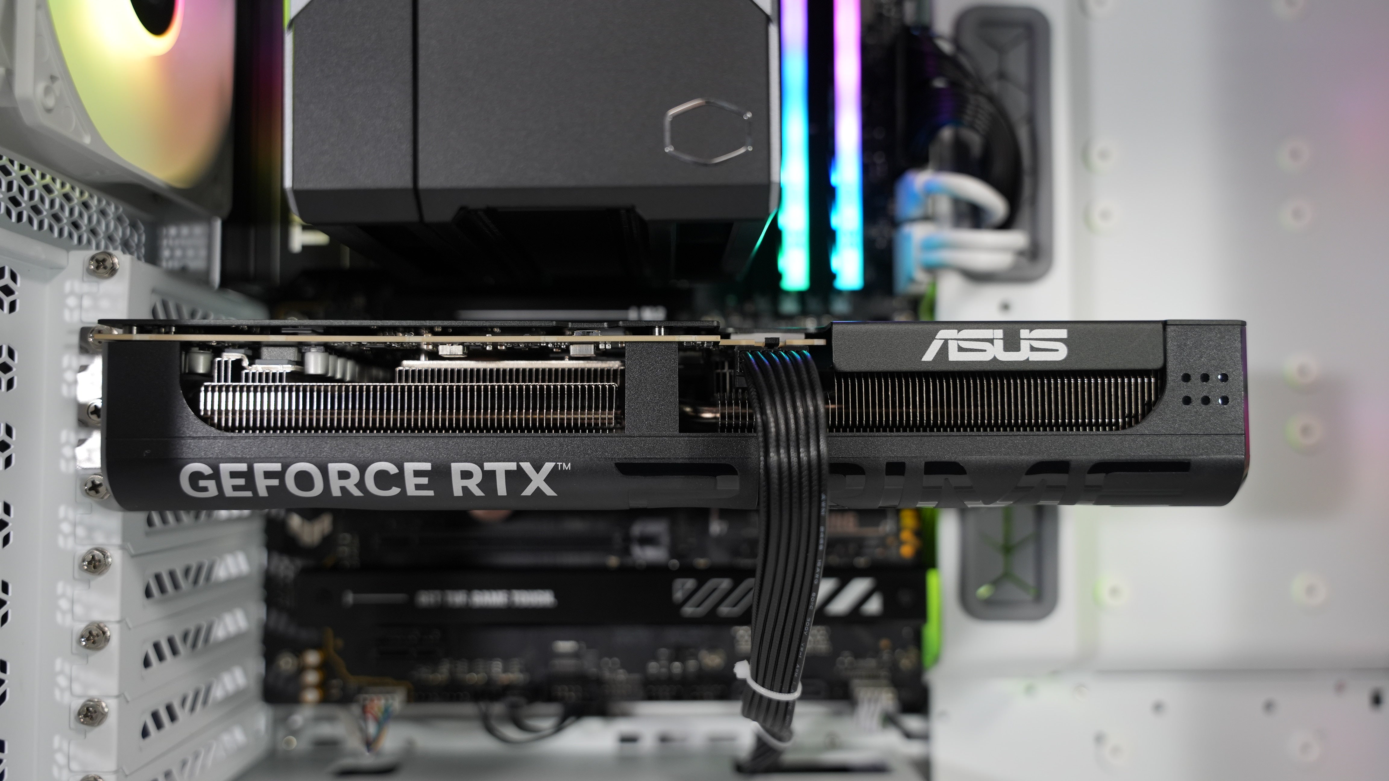 Ryzen 7 7800X3D + RTX 5070 Gaming/Streaming PC