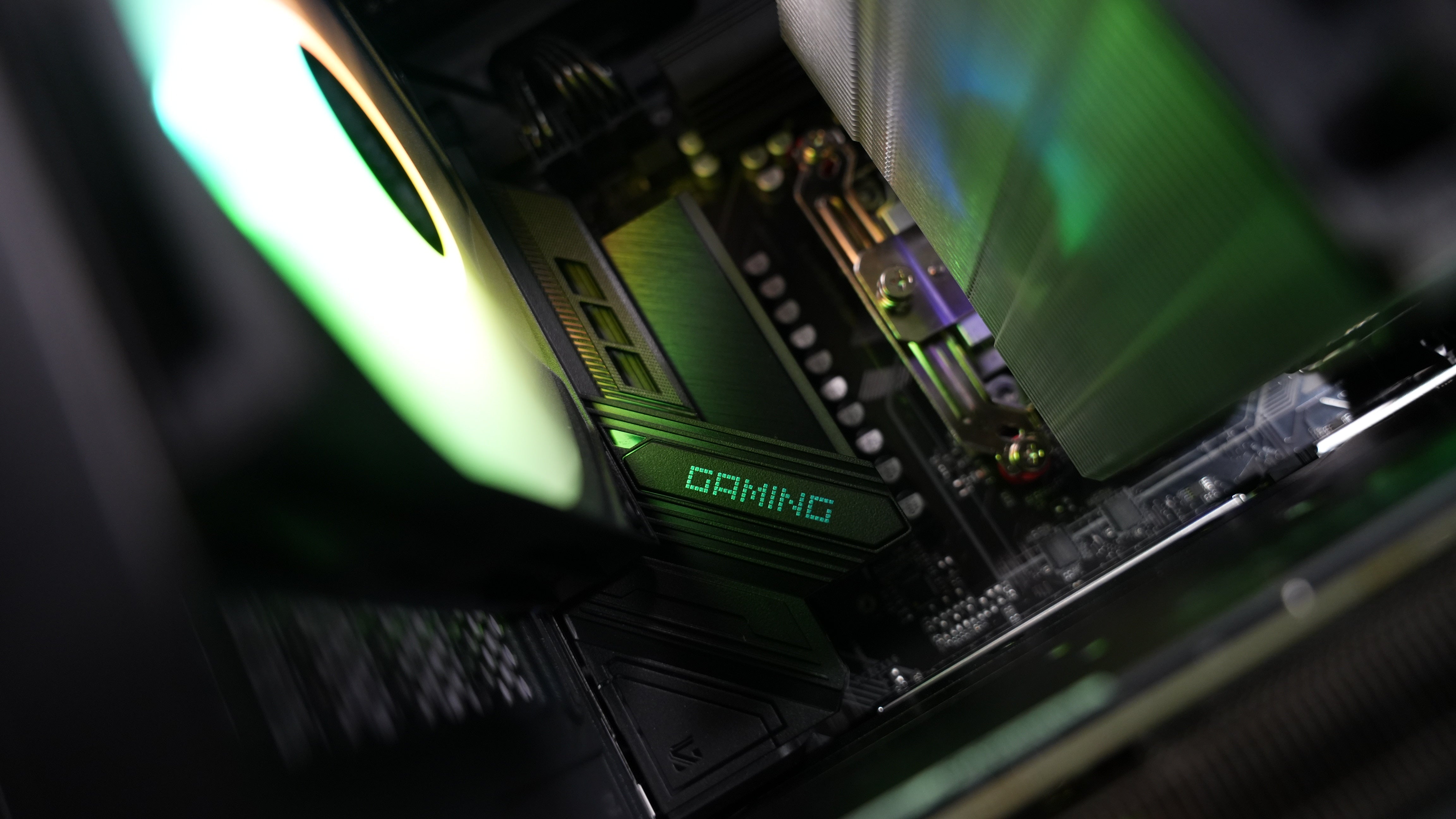 Ryzen 5 9600X + RX 9060XT 16GB Gaming PC