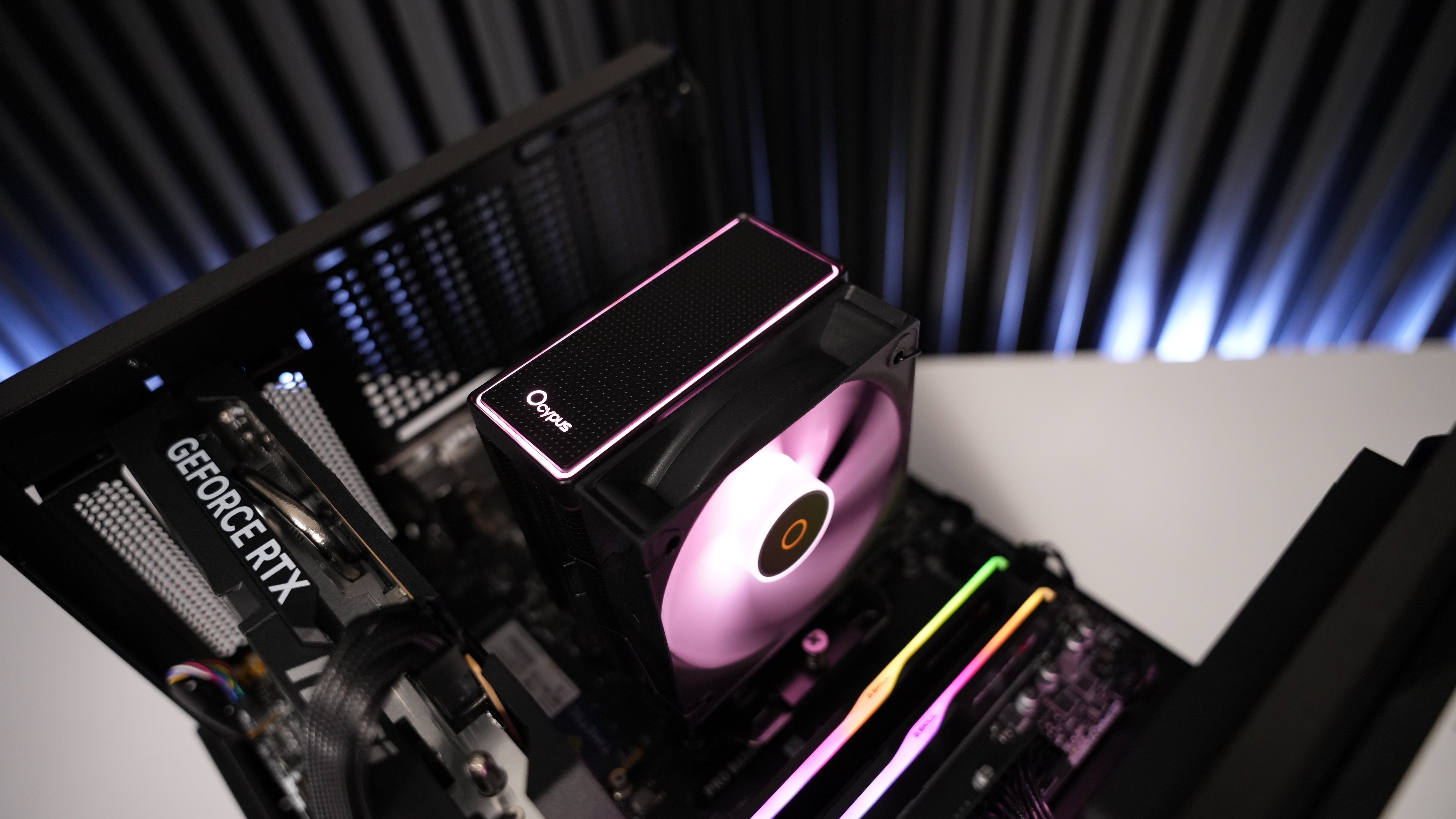 Ryzen 5 9600X + RTX 5060 Gaming PC