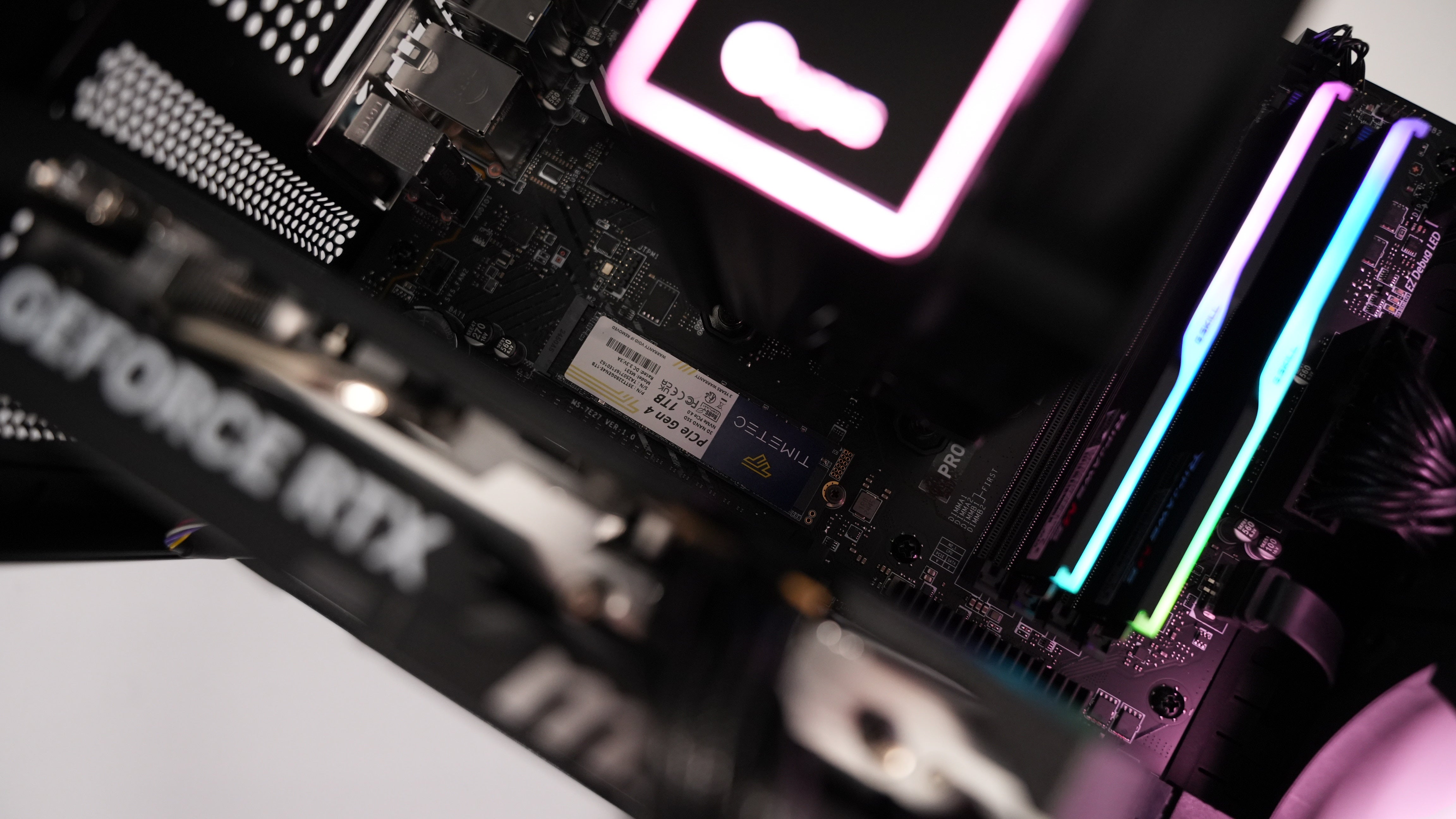 Ryzen 5 9600X + RTX 5060 Gaming PC