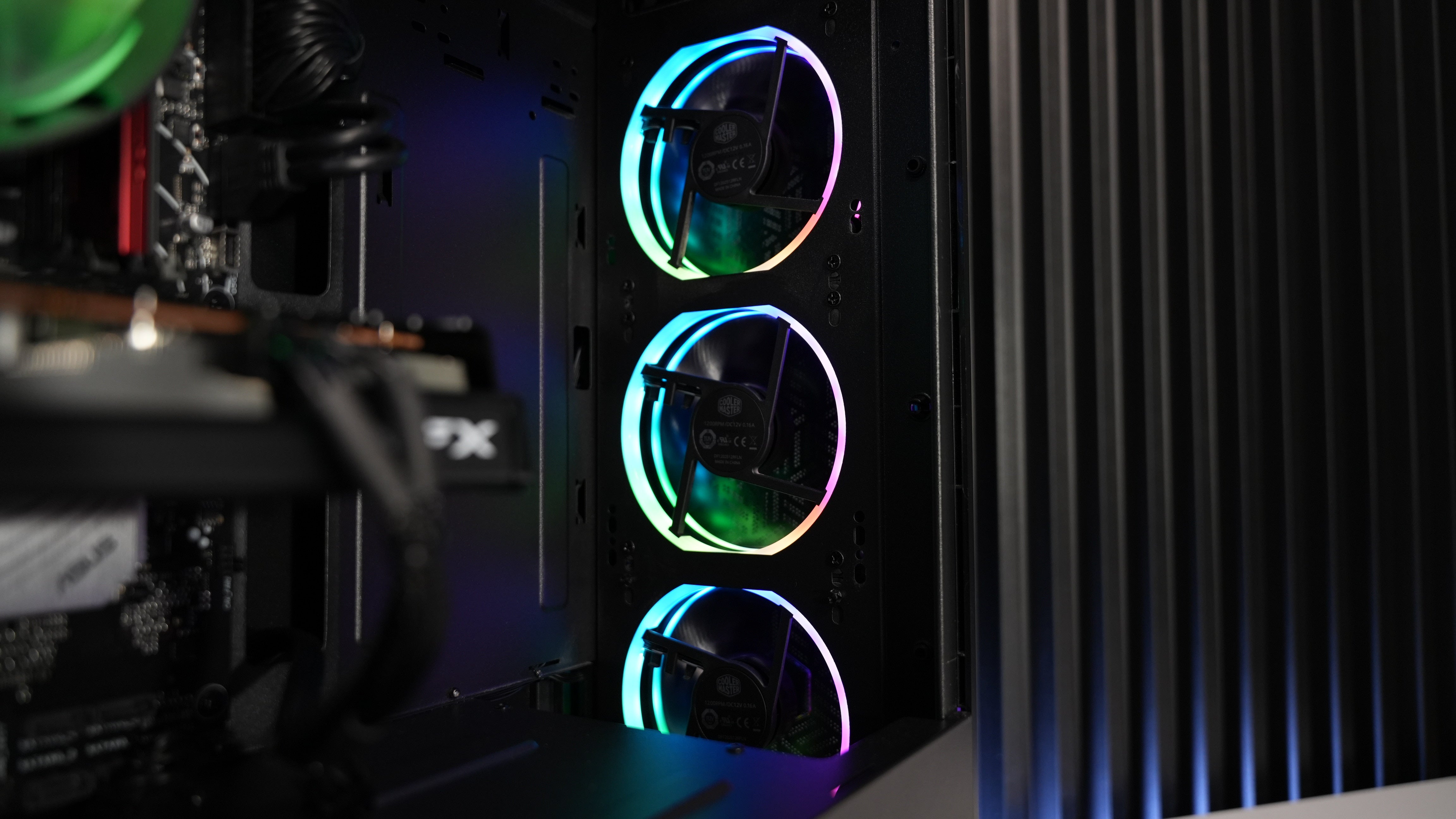 Ryzen 5 7500 + RX 7600 Gaming PC