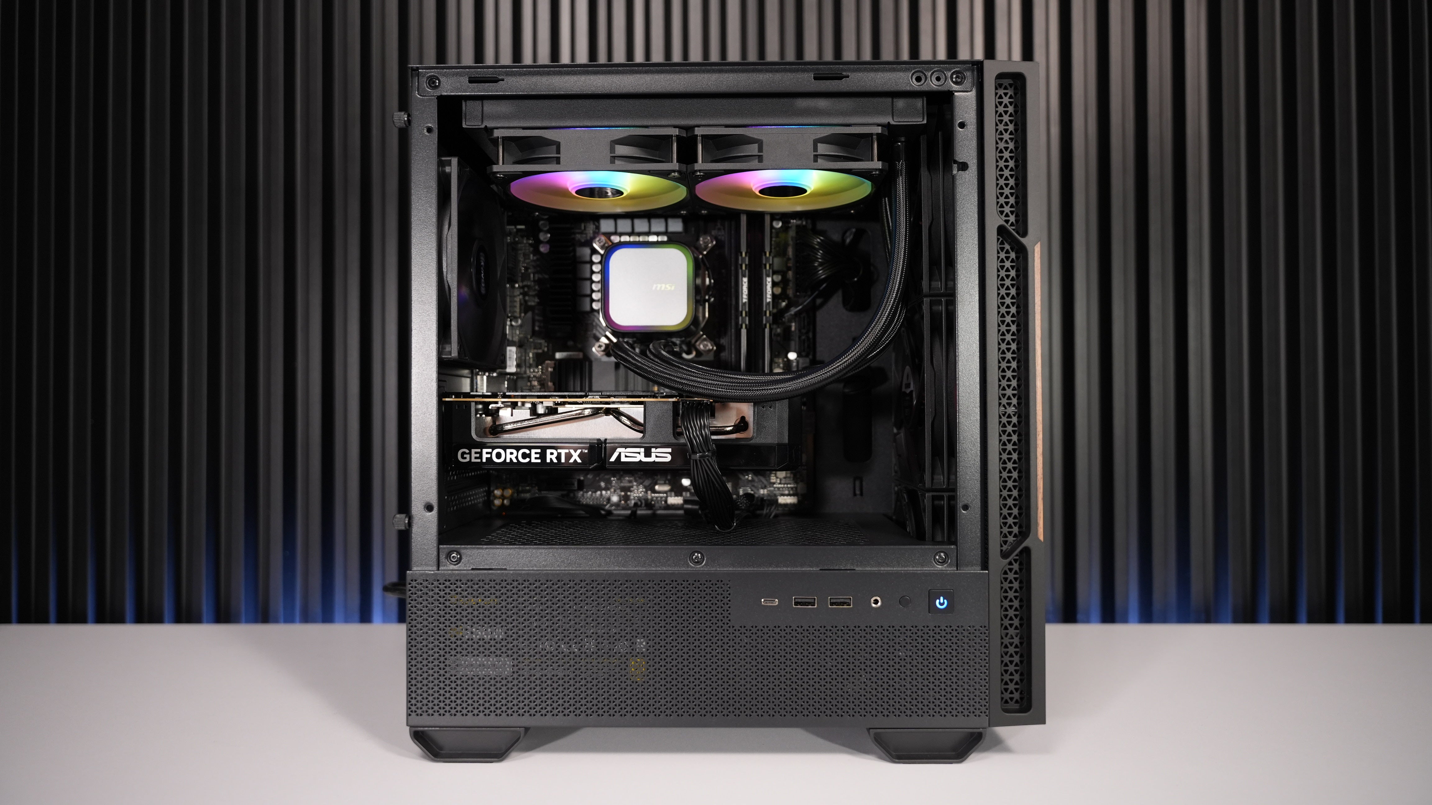 Intel i5 12400F + RTX 5060 Gaming PC