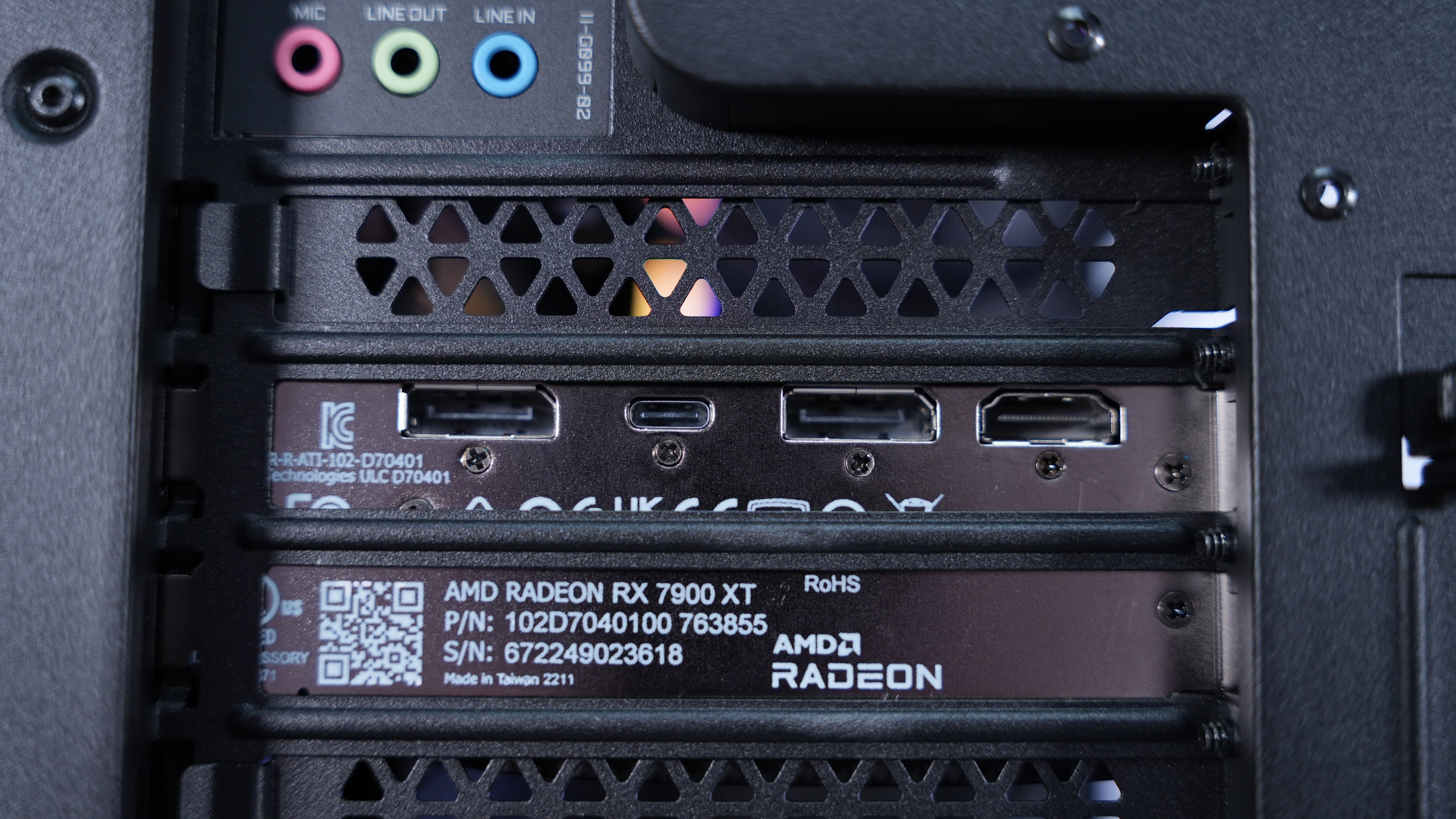 Ryzen 7 7800X3D + RX 7900 XT Gaming/Streaming PC (In Stock)