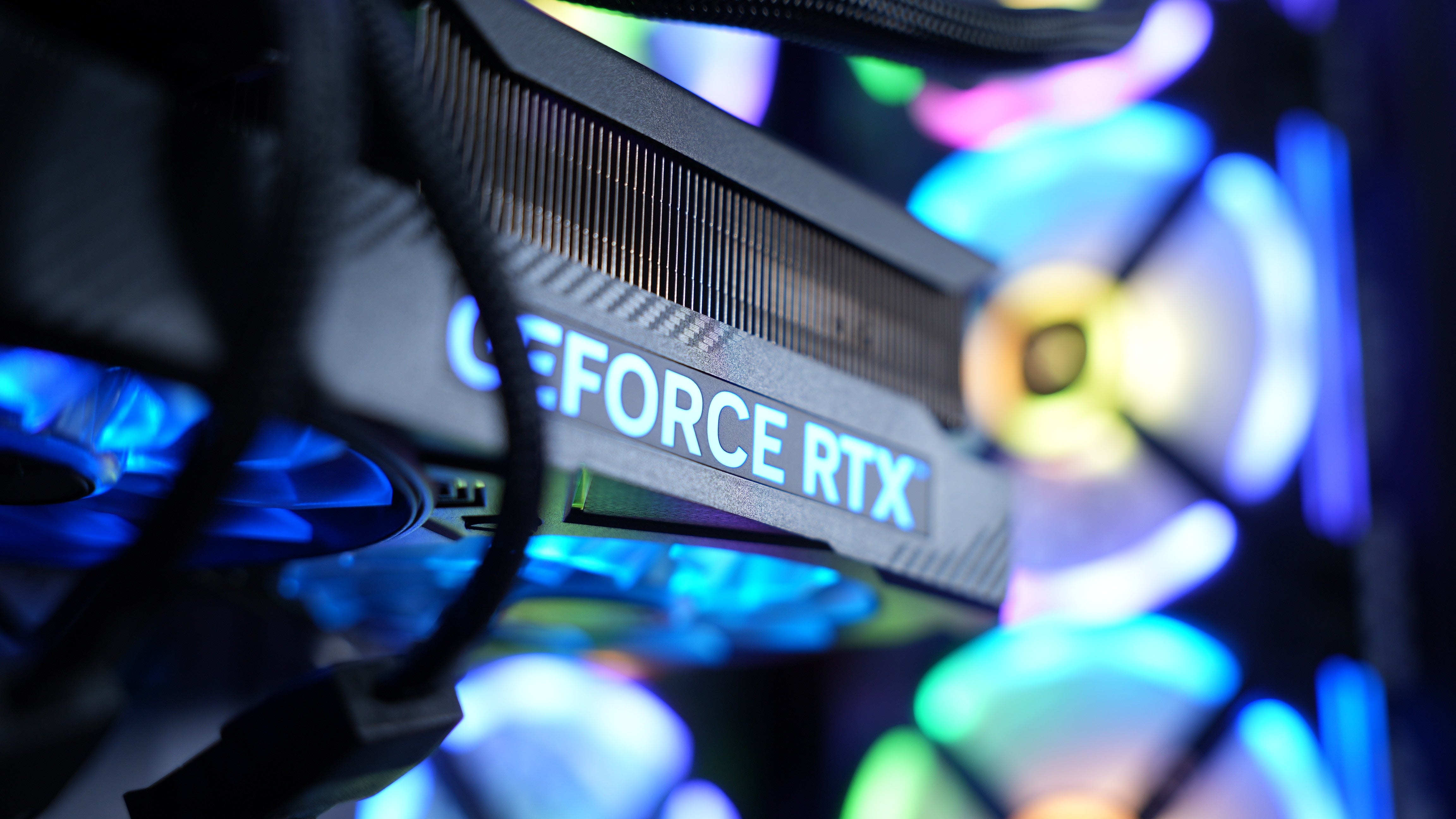 Intel i5 13600KF + RTX 4070 Ti Gaming/Streaming PC iCue Link (In Stock)
