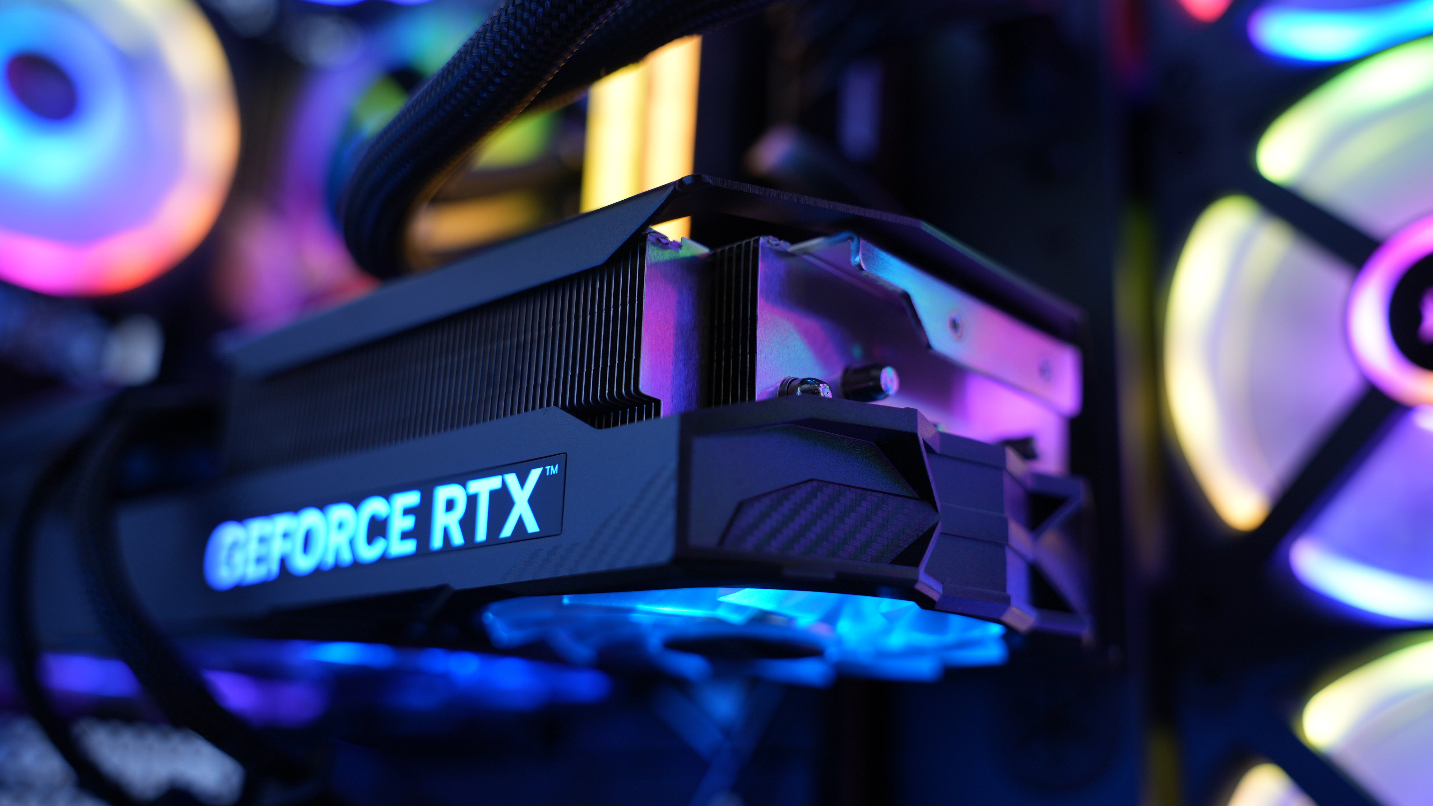 Intel i5 13600KF + RTX 4070 Ti Gaming/Streaming PC iCue Link (In Stock)