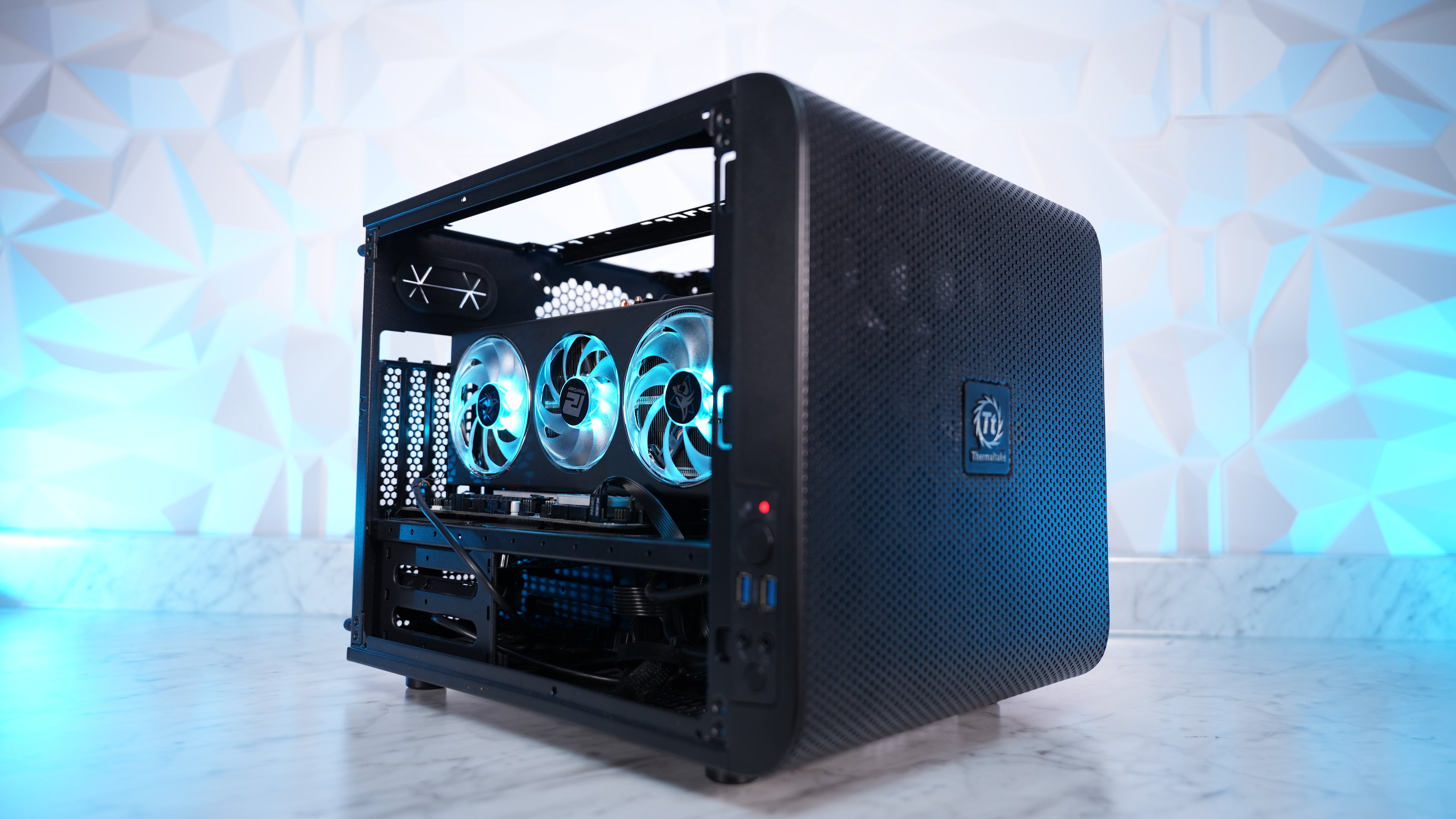 Ryzen 9 5950X + RX 7700 XT Gaming PC (In Stock)