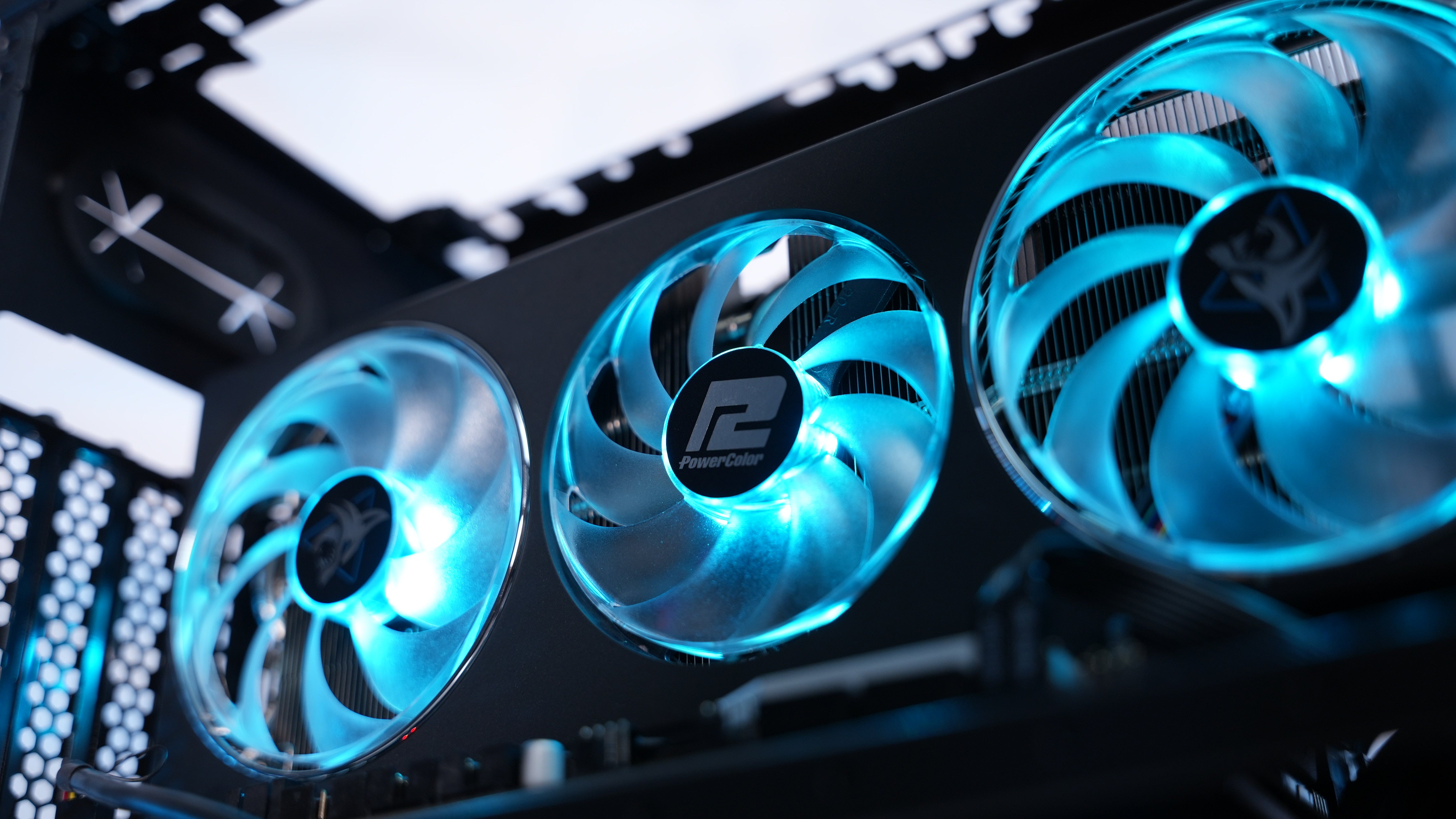 Ryzen 9 5950X + RX 7700 XT Gaming PC (In Stock)