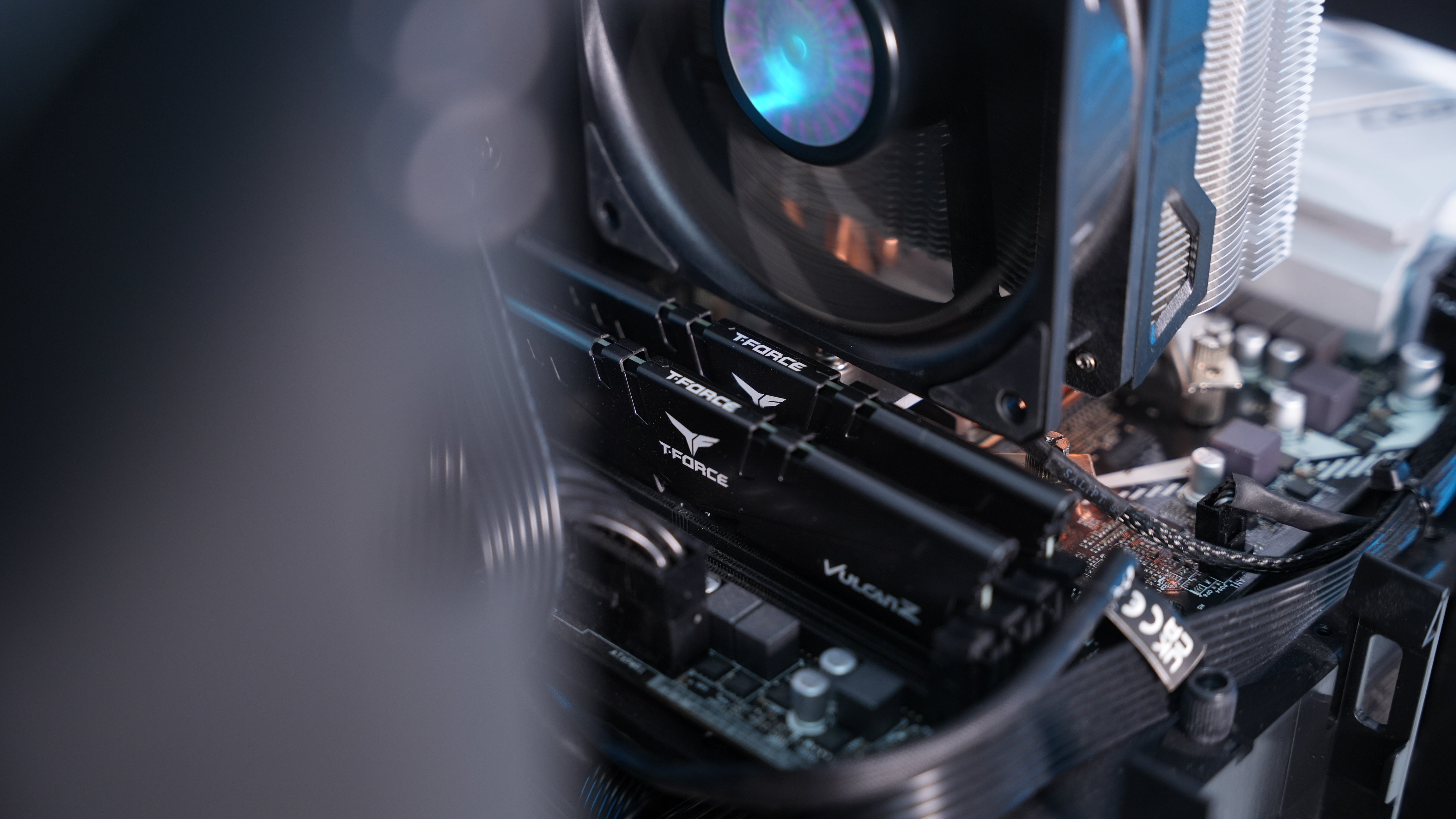 Ryzen 9 5950X + RX 7700 XT Gaming PC (In Stock)
