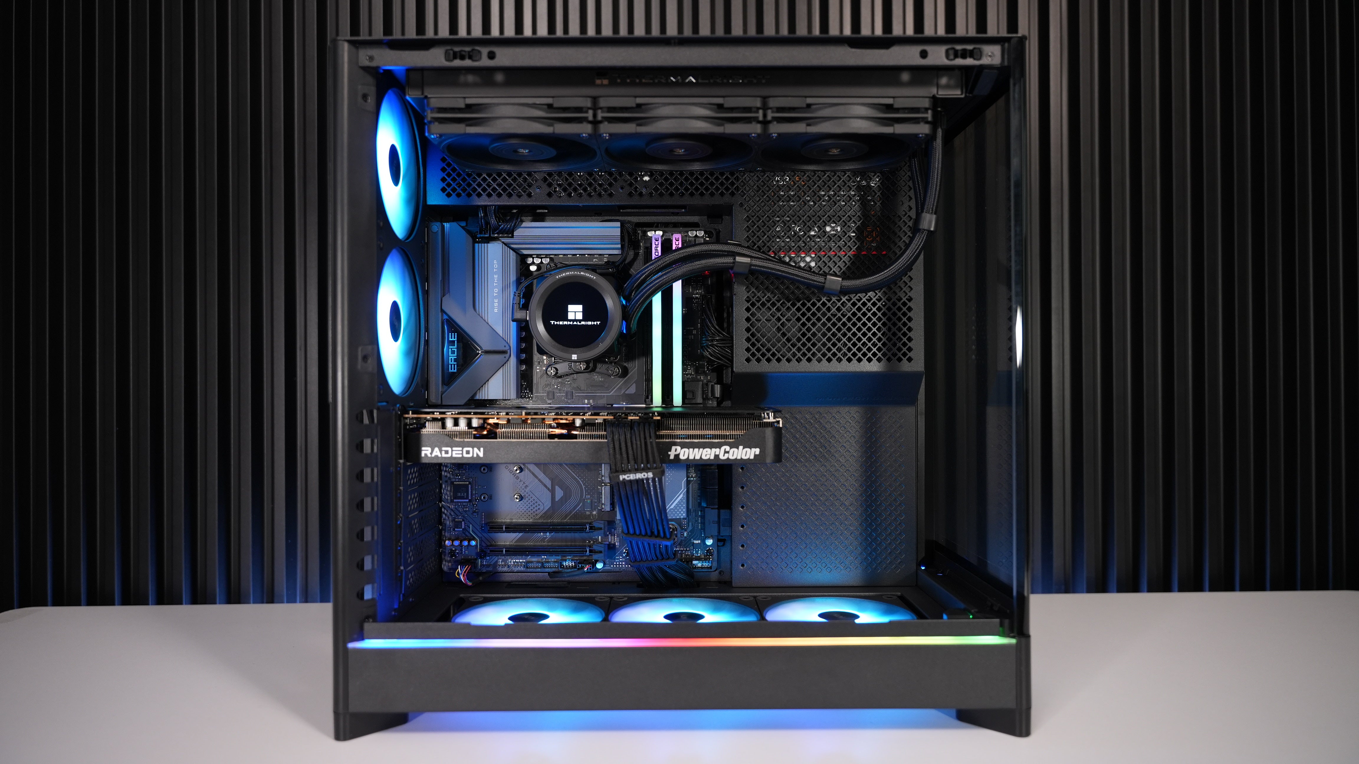 Ryzen 9 9900X + RX 9070XT Gaming/Streaming PC