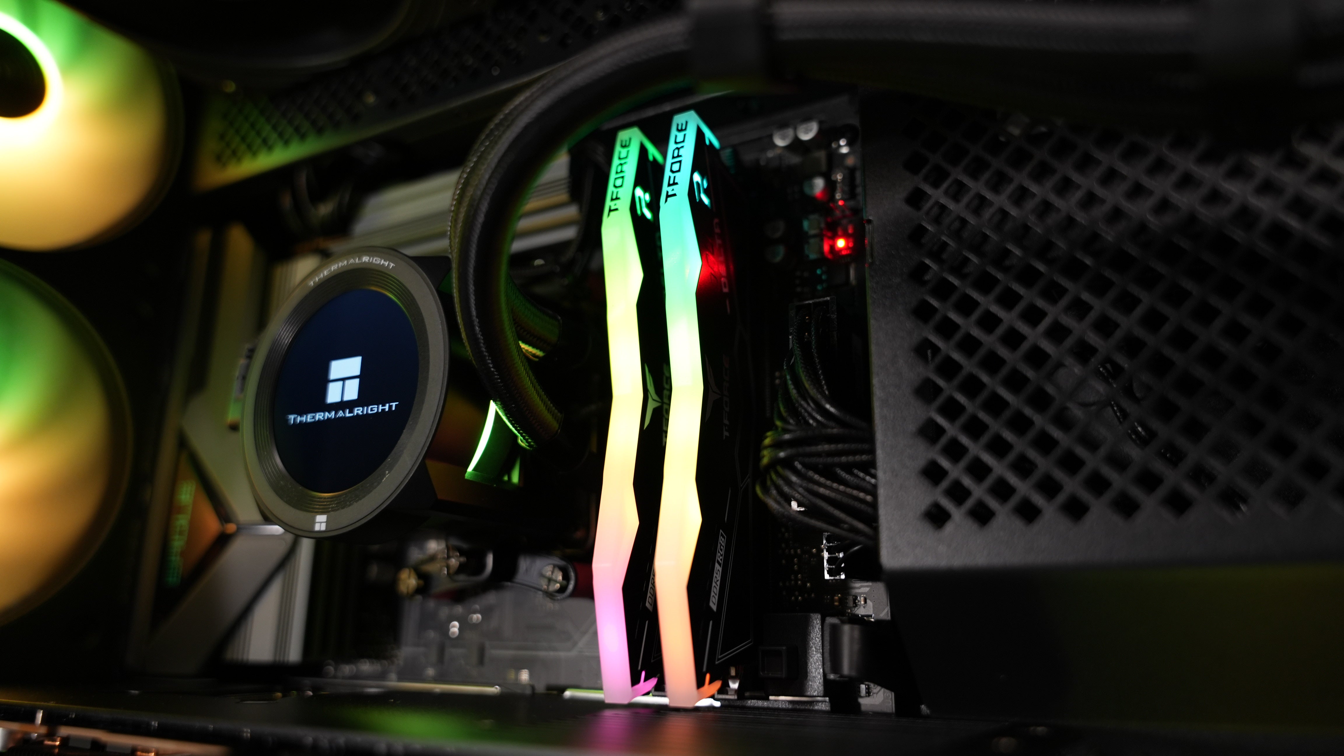 Ryzen 9 9900X + RX 9070XT Gaming/Streaming PC