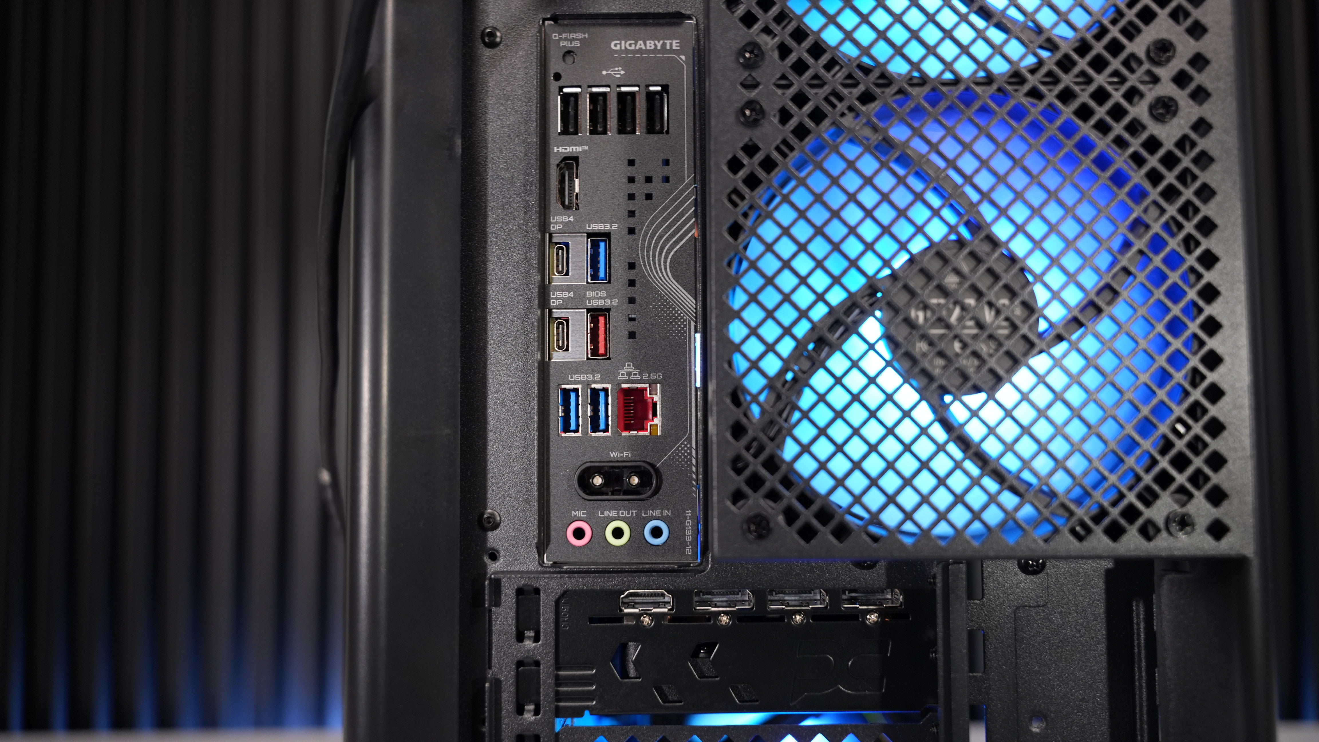 Ryzen 9 9900X + RX 9070XT Gaming/Streaming PC