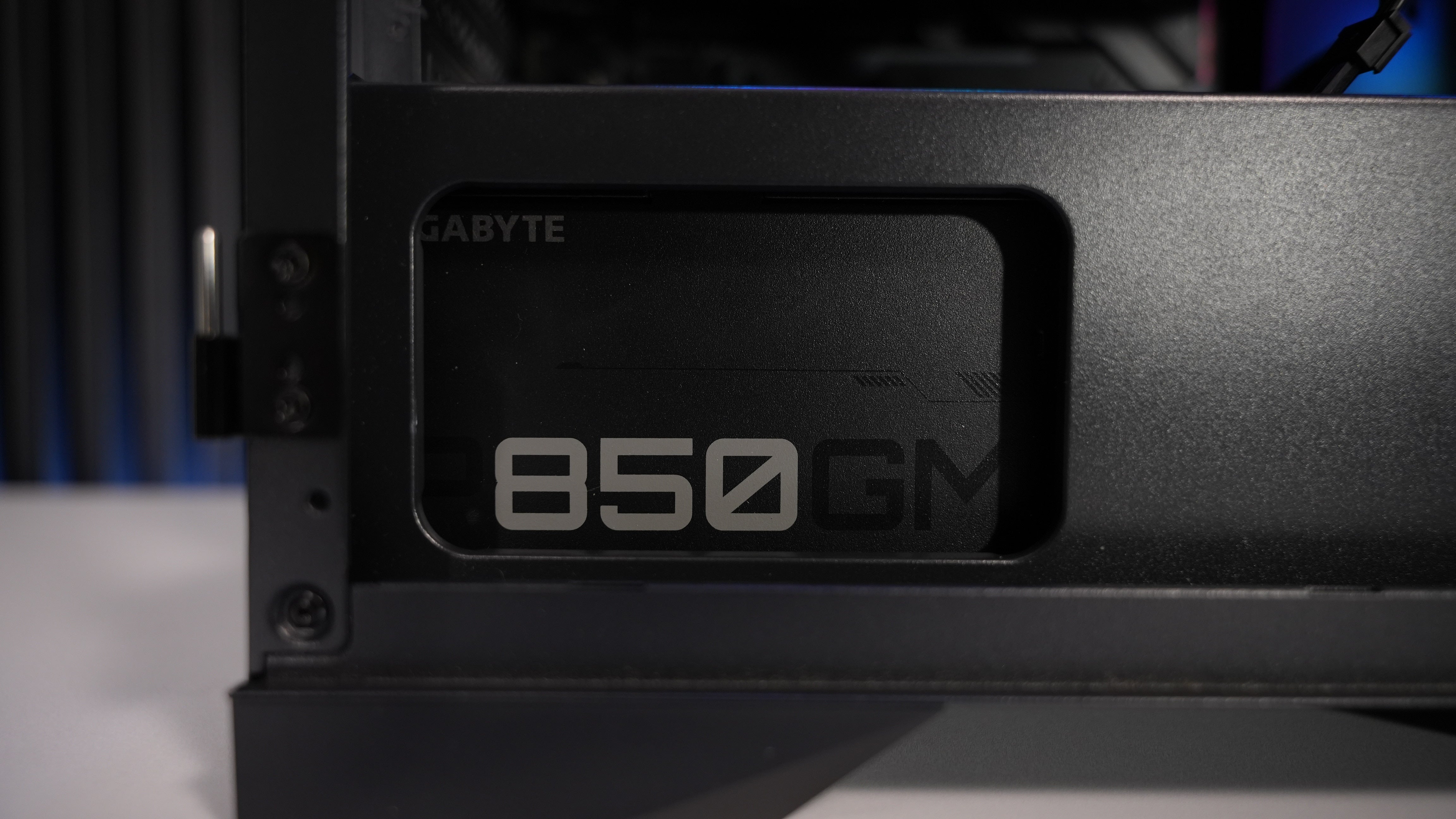 Intel i7 10700F + RX 9060XT 8GB Gaming PC