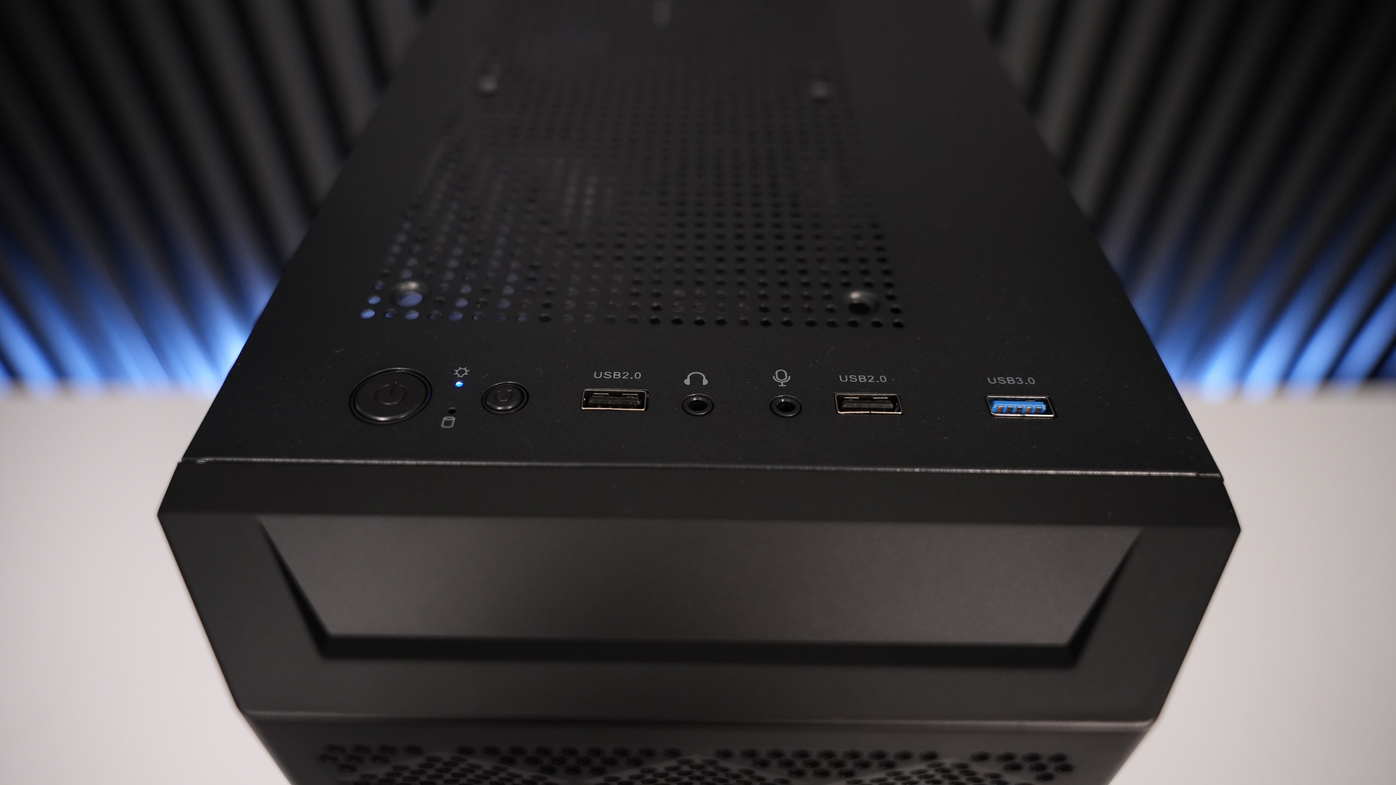 Ryzen 5 2600 + RTX 2060 Gaming PC