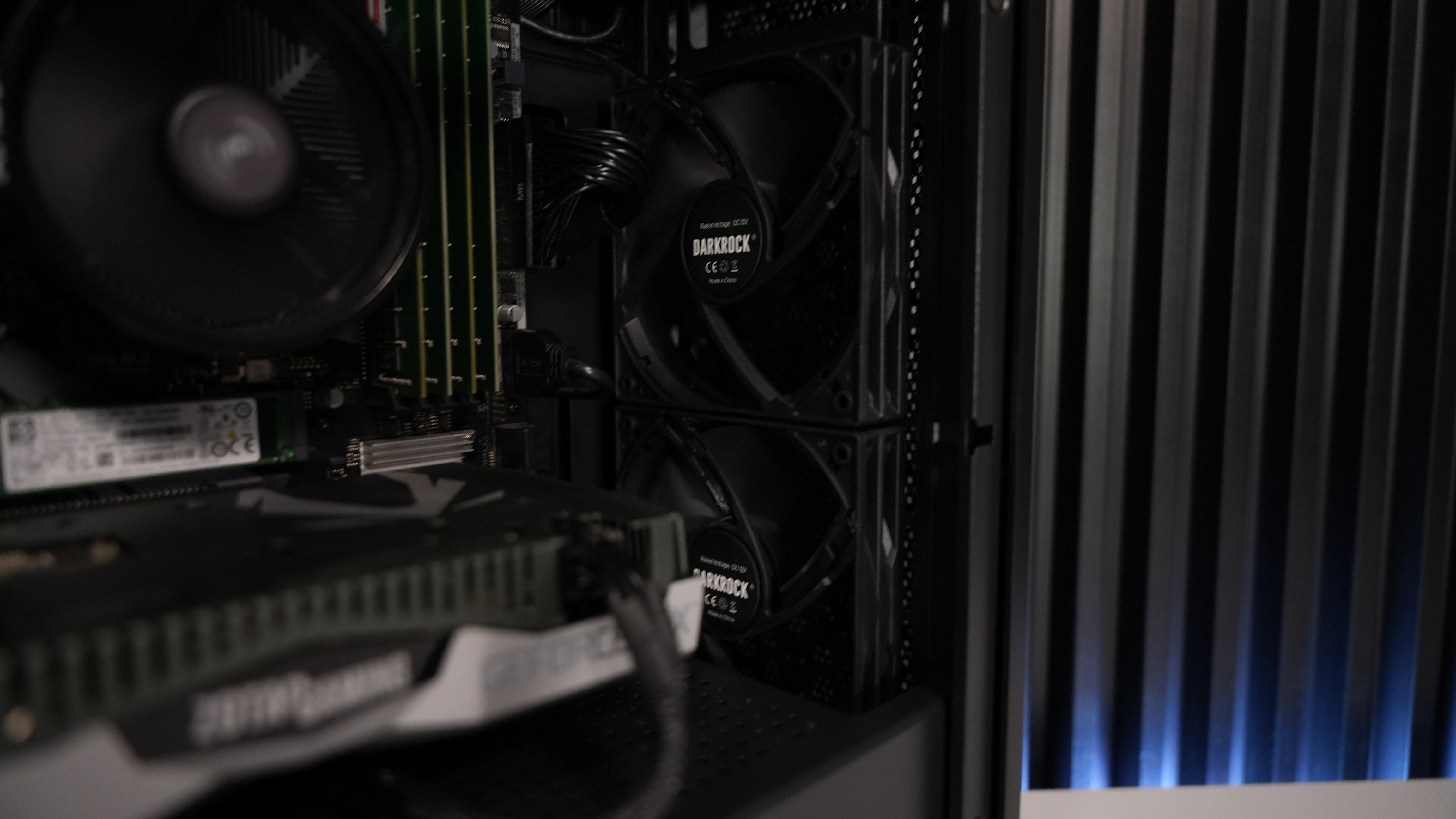 Ryzen 5 2600 + RTX 2060 Gaming PC