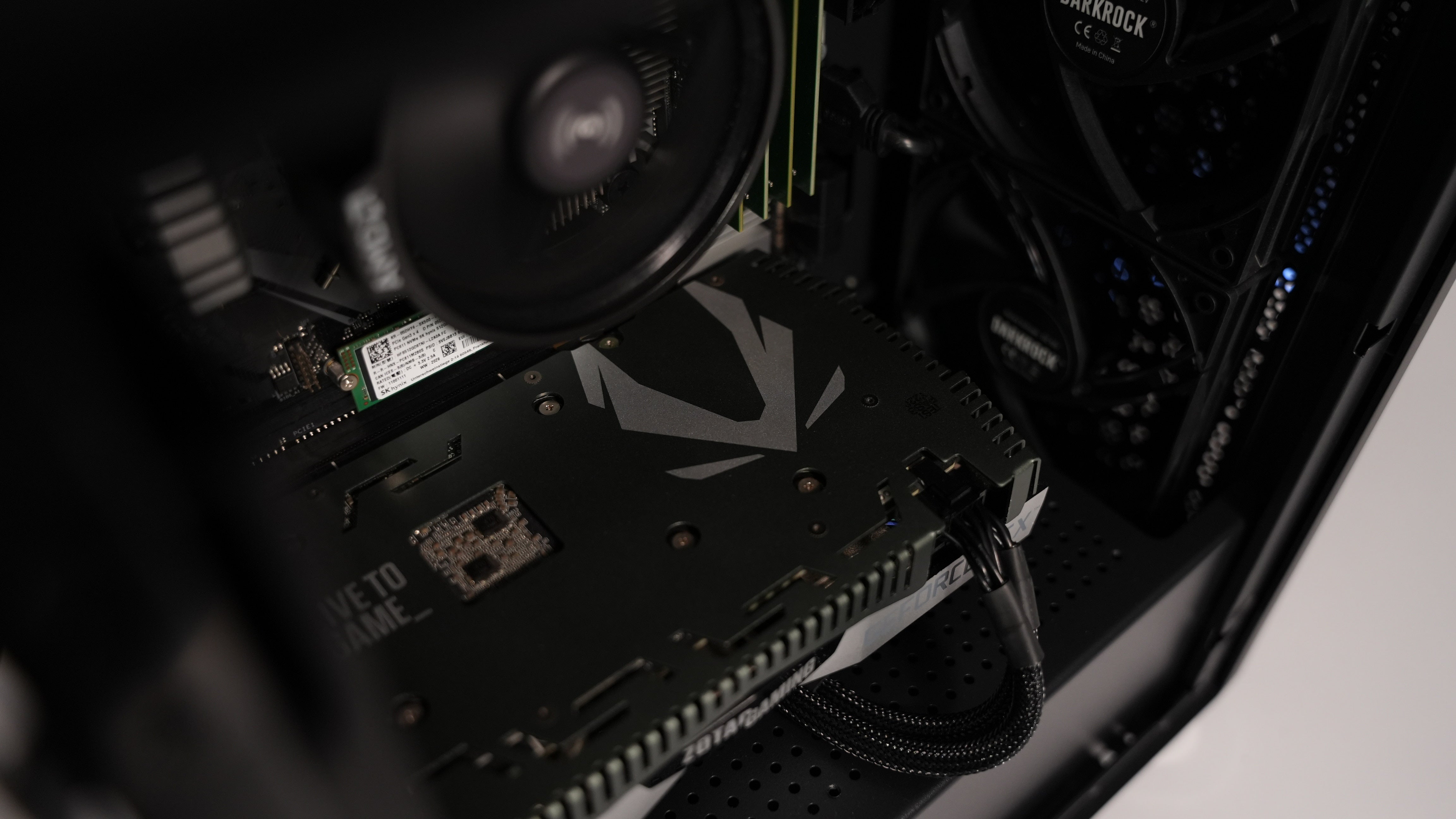 Ryzen 5 2600 + RTX 2060 Gaming PC