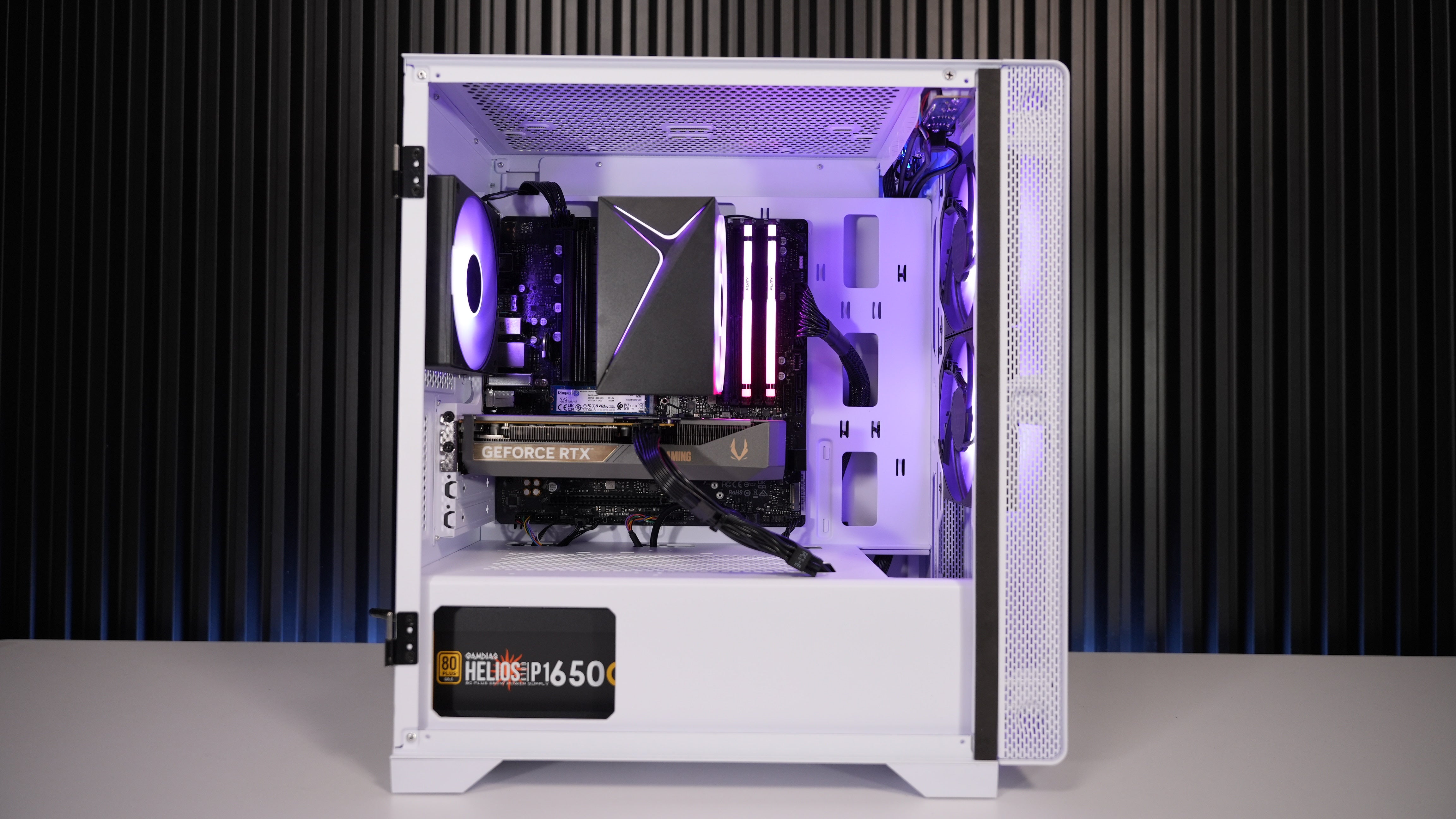 Ryzen 5 7600 + RTX 5060 Gaming PC