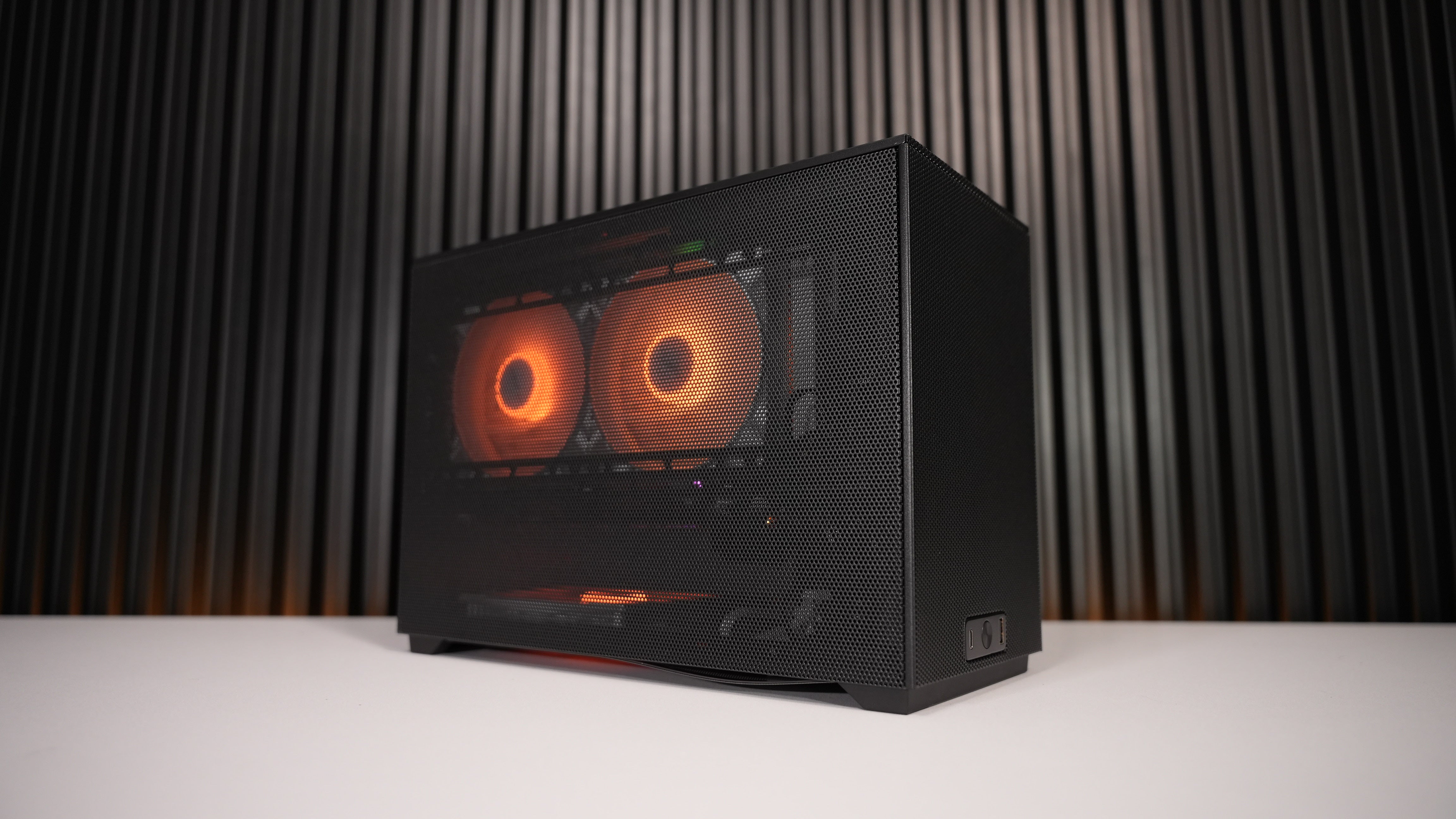 Ryzen 5 5600X + RX 5700 Gaming PC