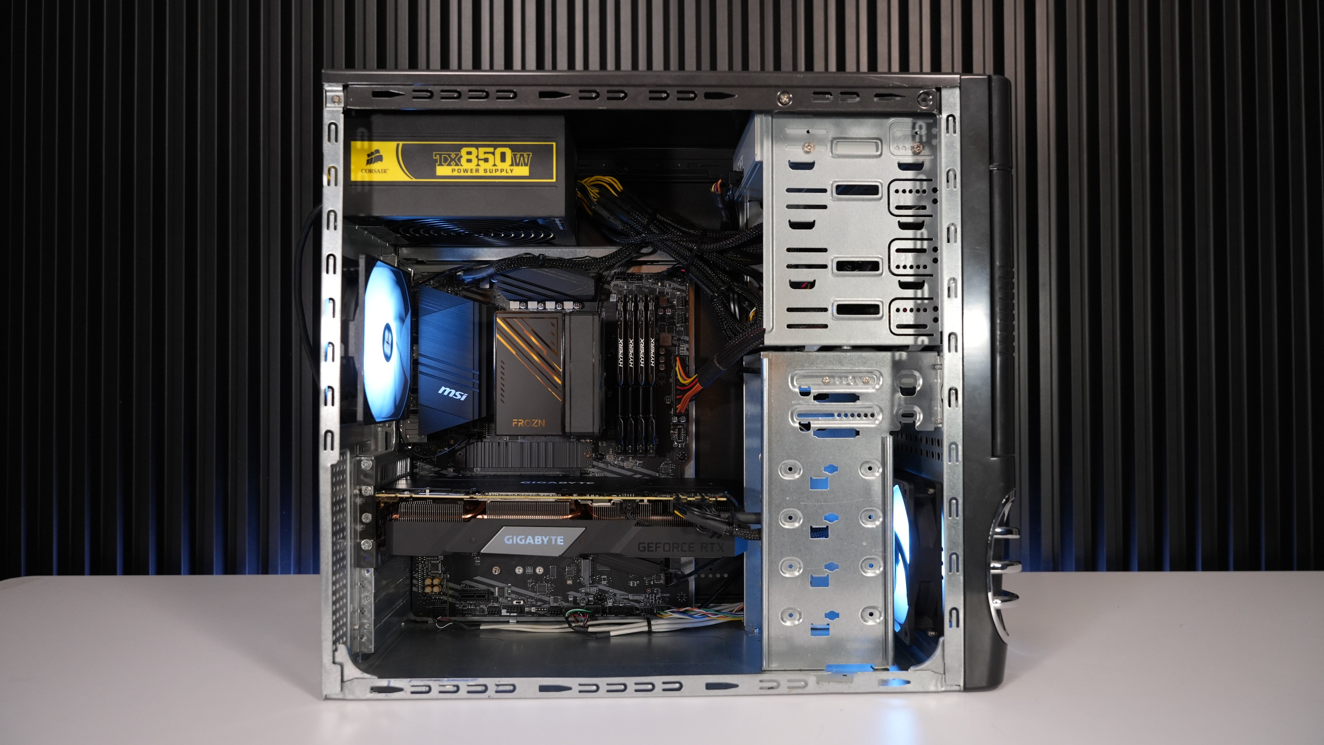 Ryzen 5 5600X + RTX 2080 Gaming PC