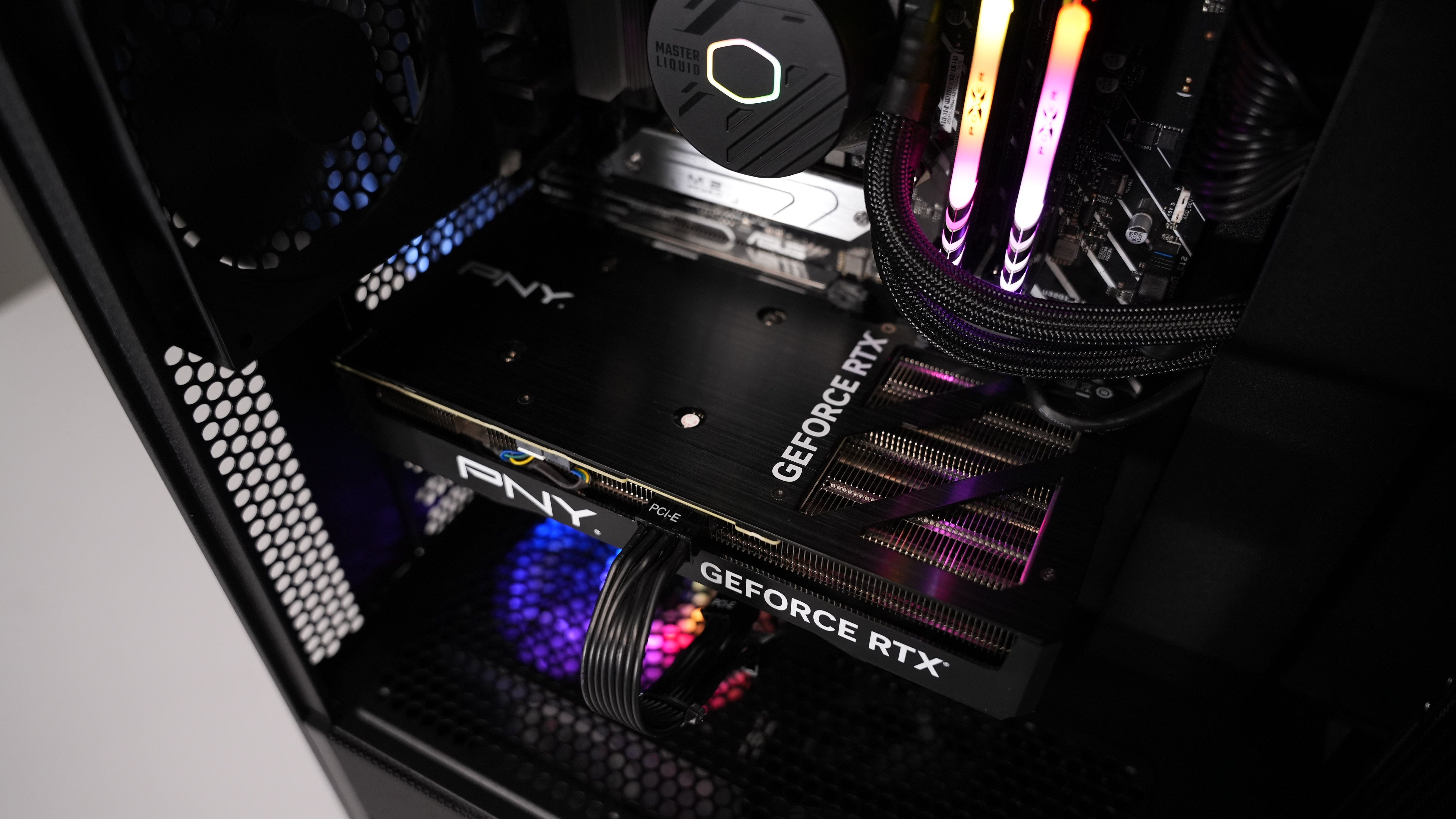 Intel i5 14600K + RTX 4070 Gaming/Streaming PC