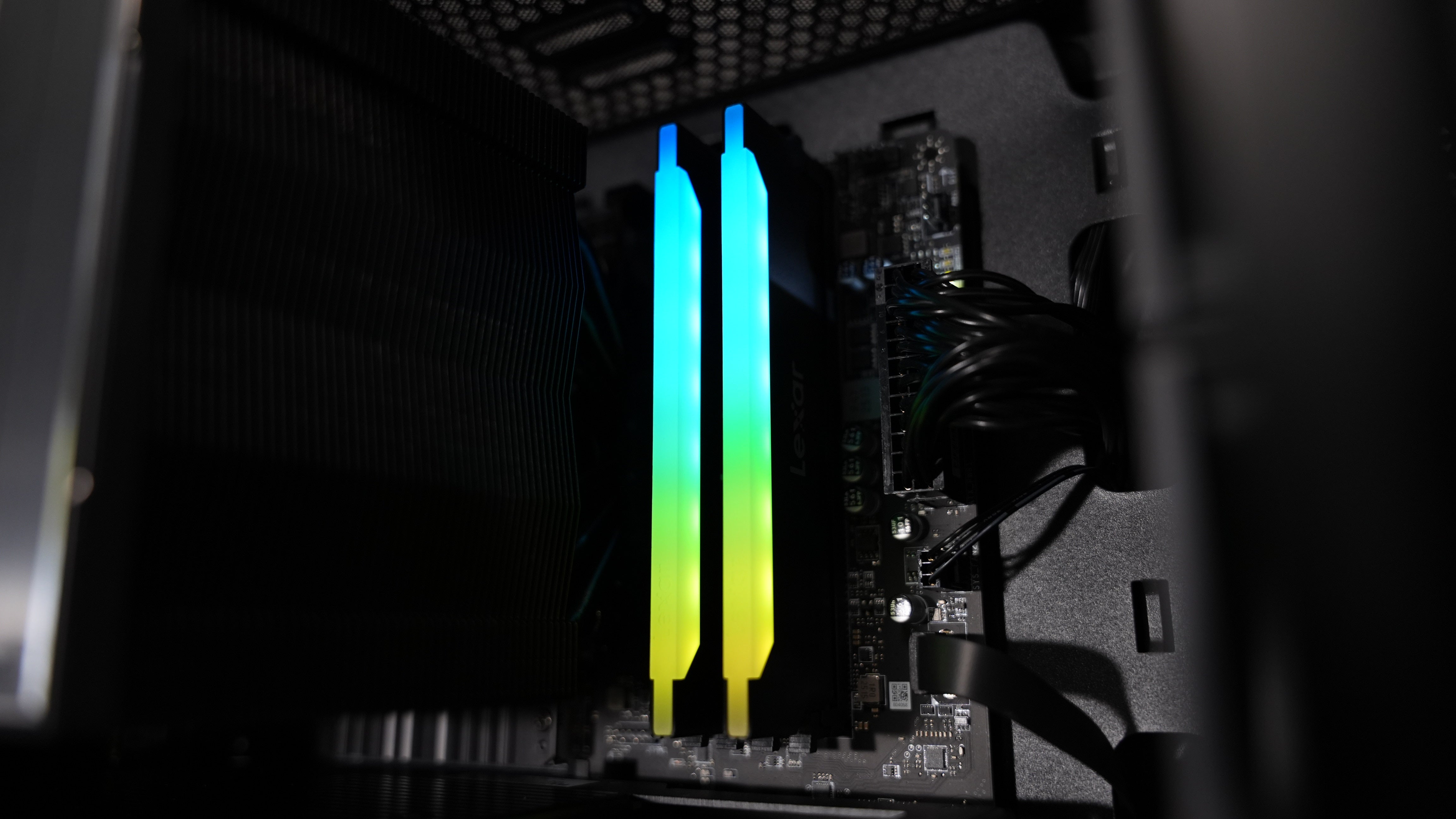 Ryzen 5 5600G + RX 9060XT Gaming PC