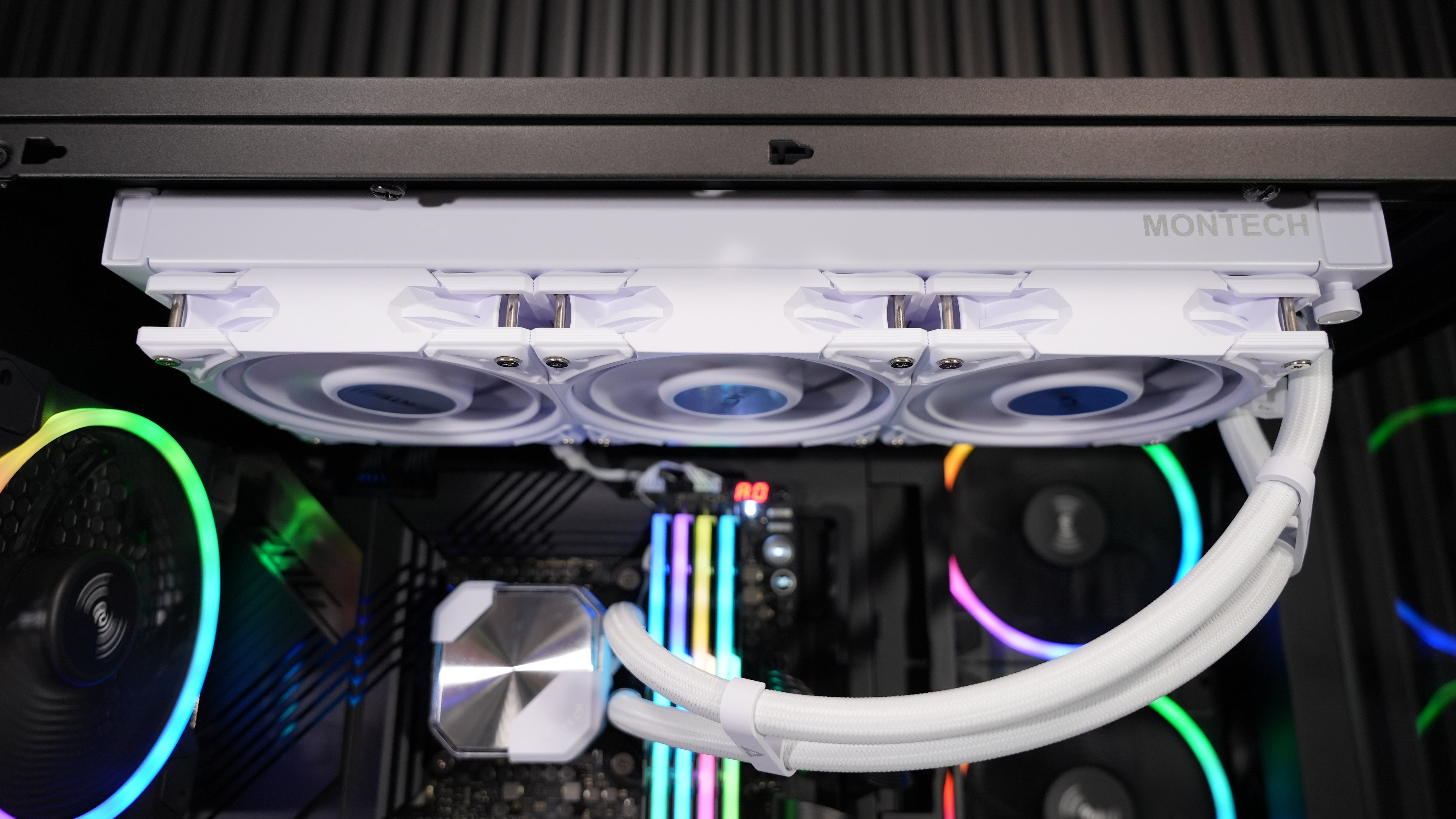 Intel i9 11900K + RTX 5060 Gaming PC