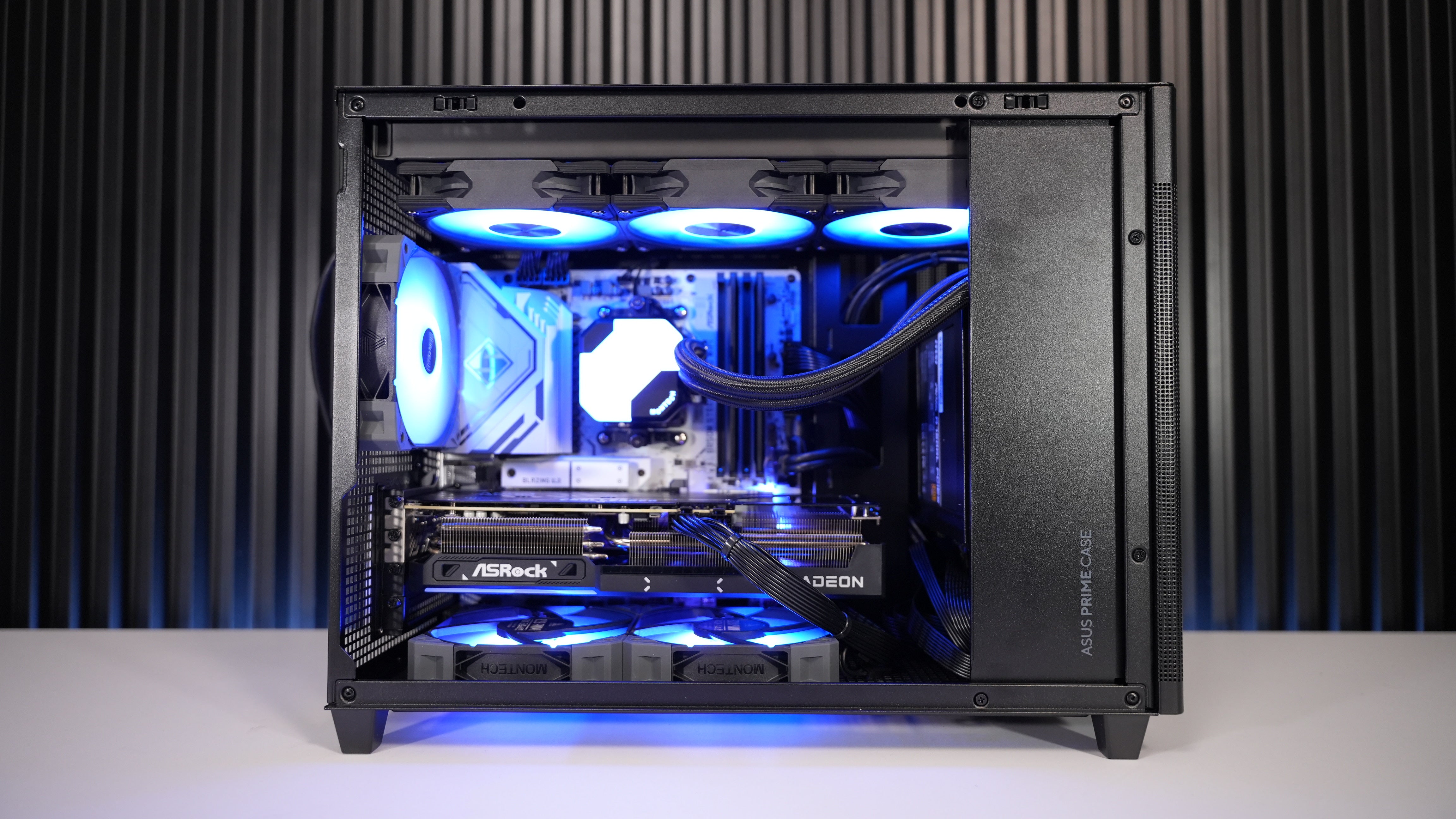 Ryzen 7 7800X3D + RX 9070XT Gaming/Streaming PC