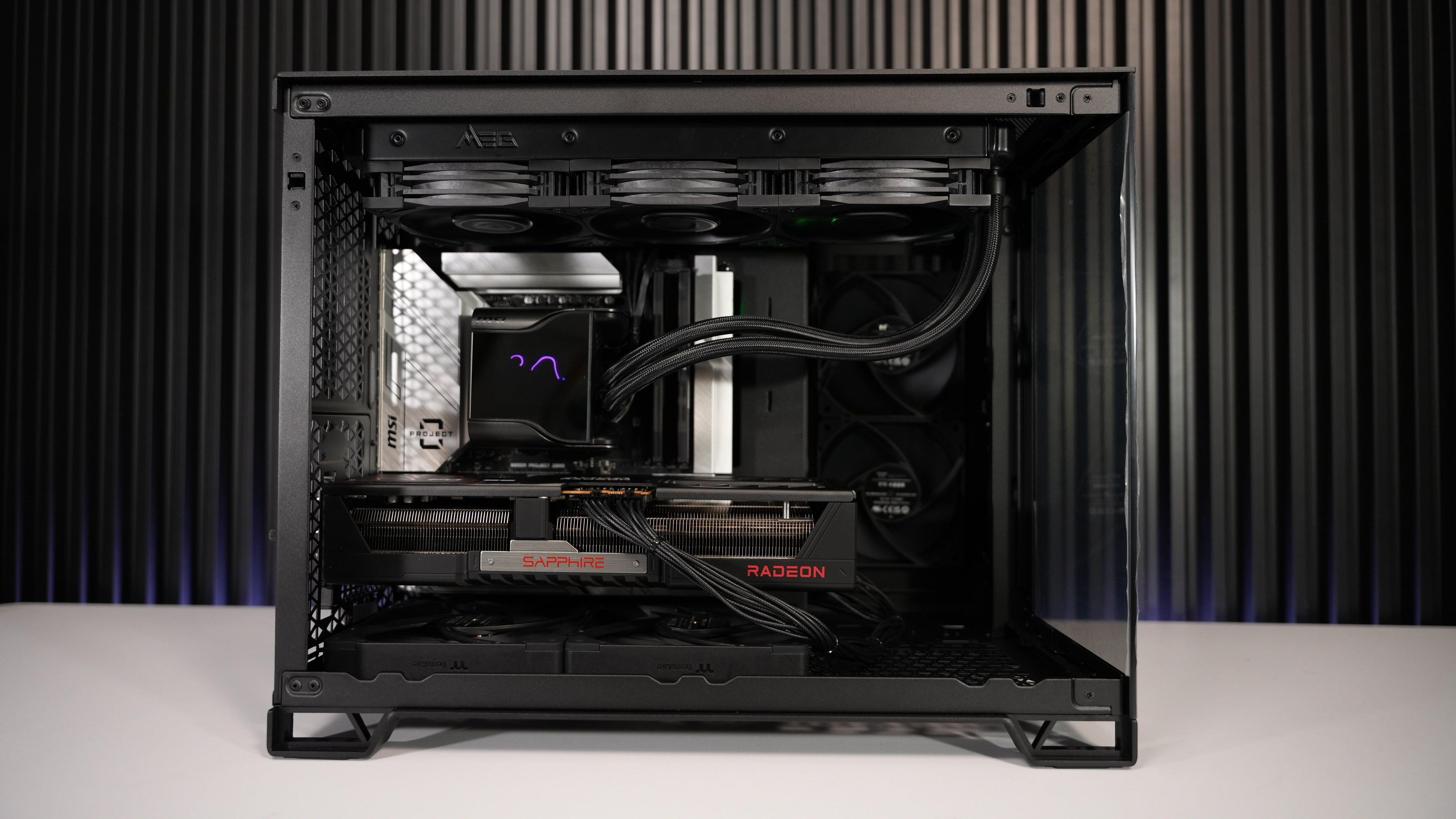 Ryzen 5 9600X + RX 9070XT Gaming/Streaming PC