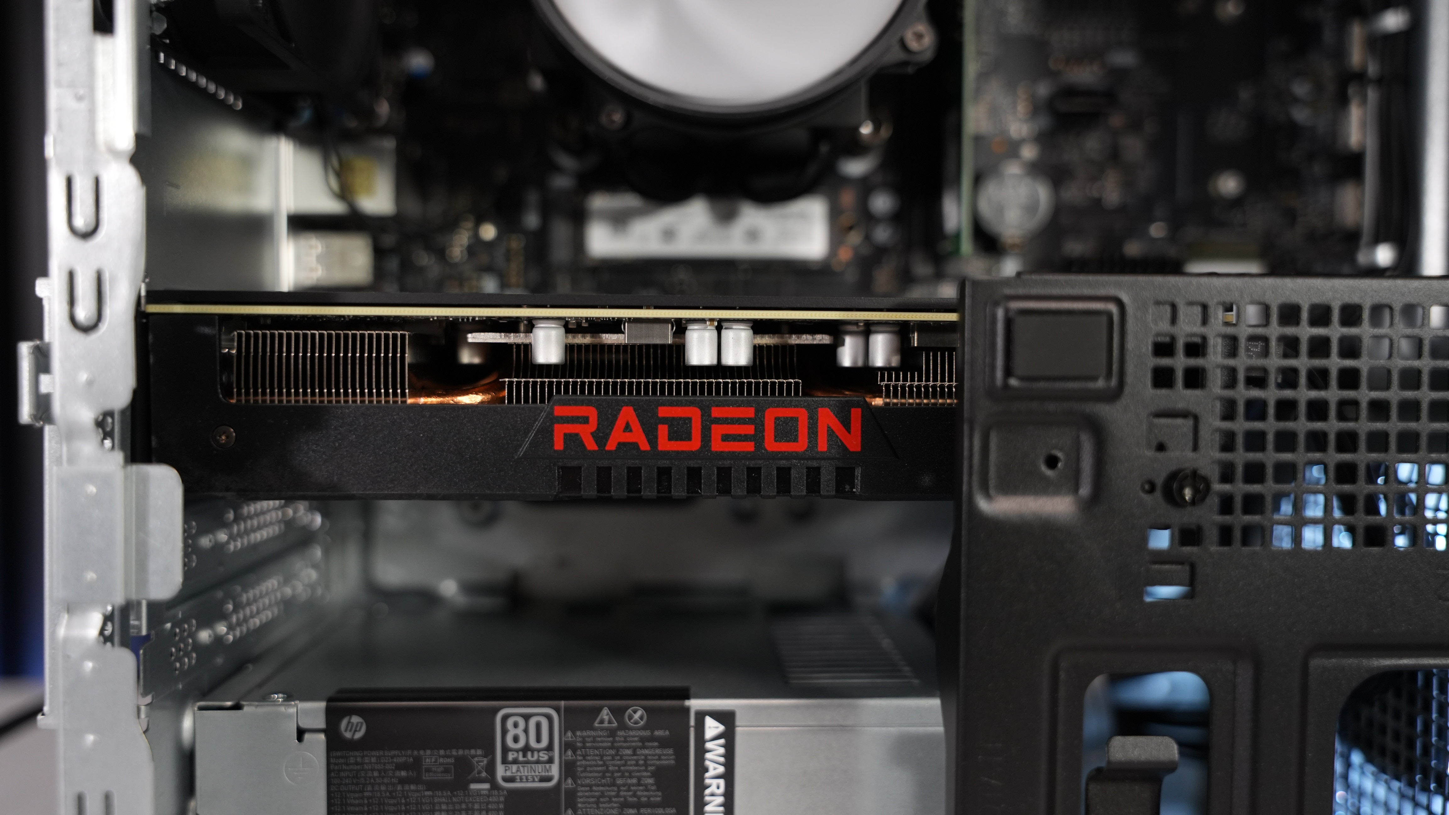 Ryzen 5 8400F + RX 7600 Gaming PC