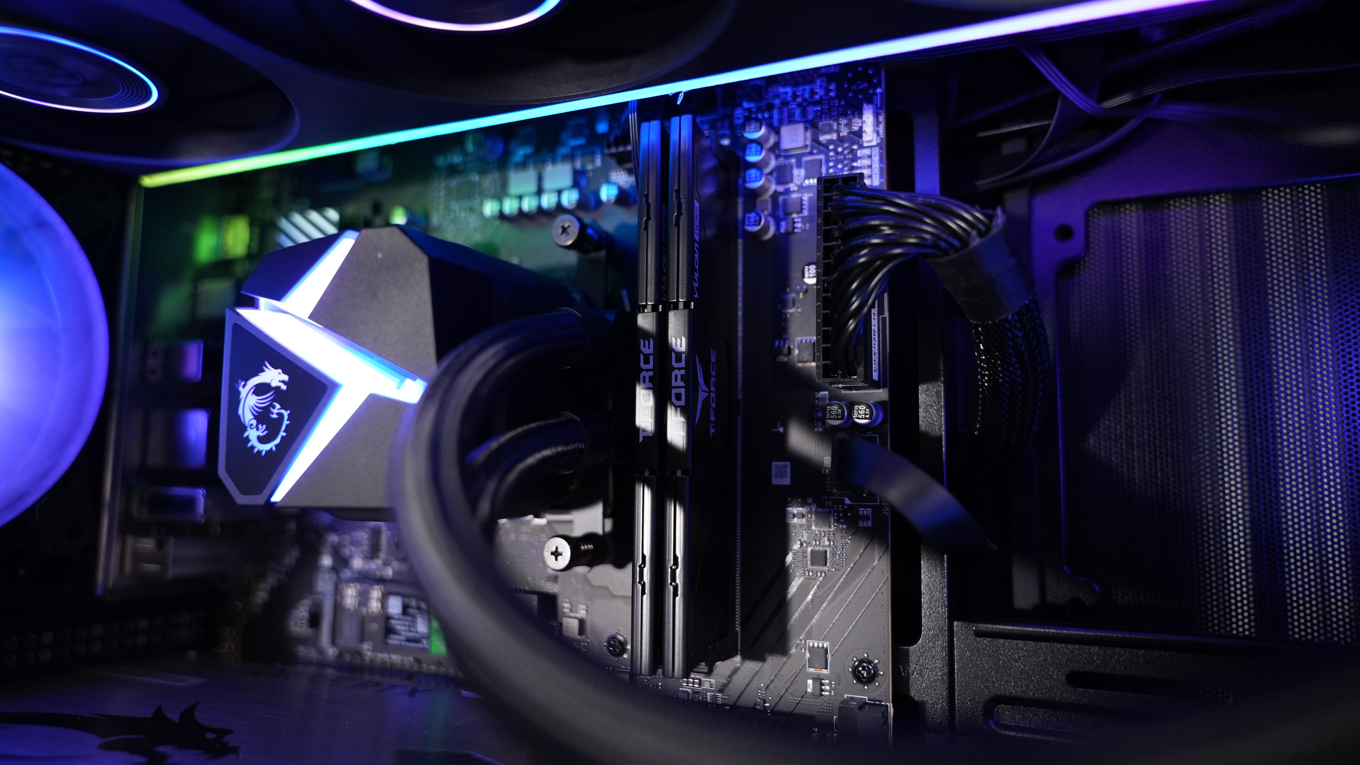 Ryzen 9 9900X + RTX 5080 Gaming/Streaming PC