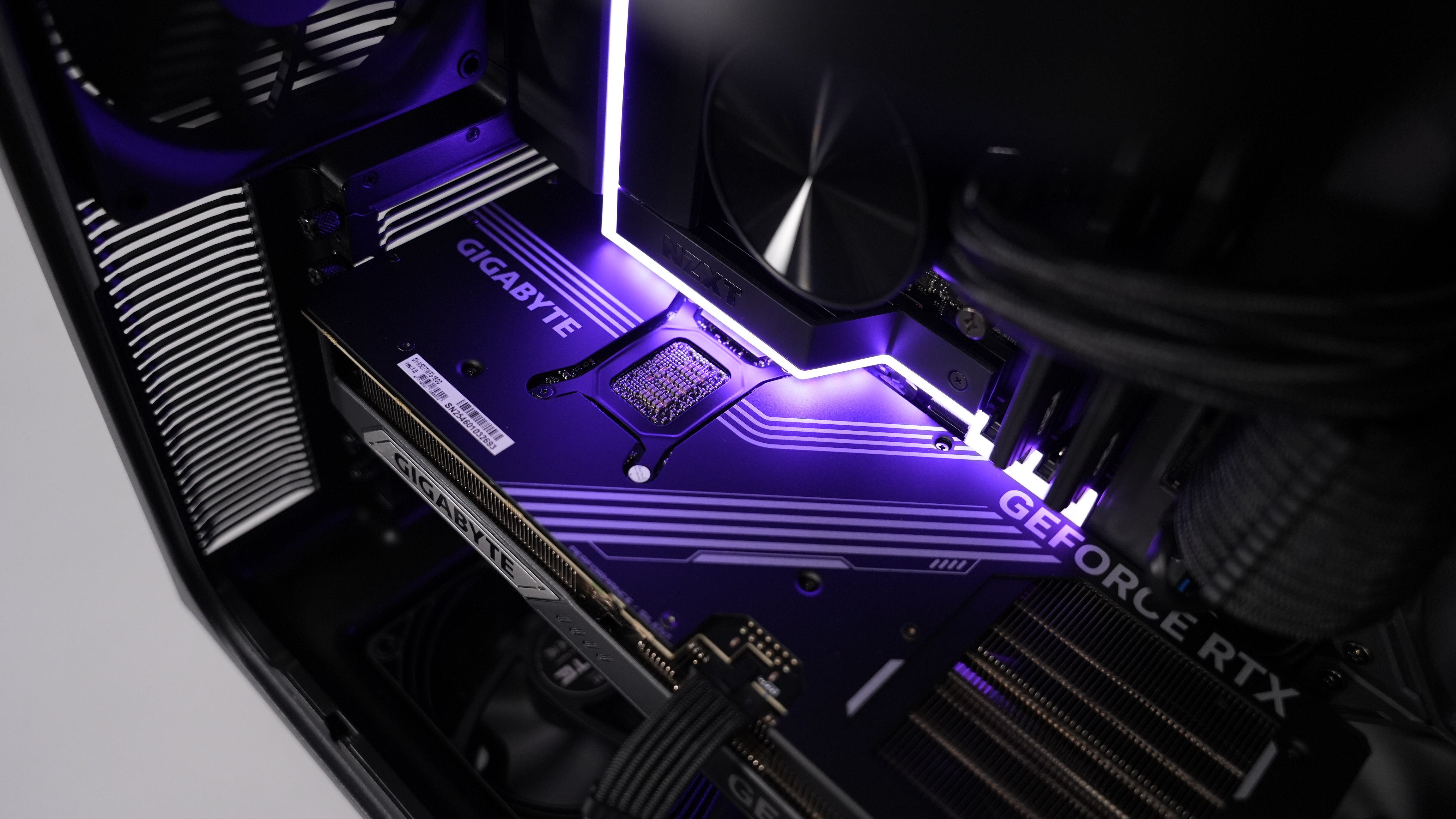 Intel Ultra 7 265K + RTX 5070Ti Gaming/Streaming PC