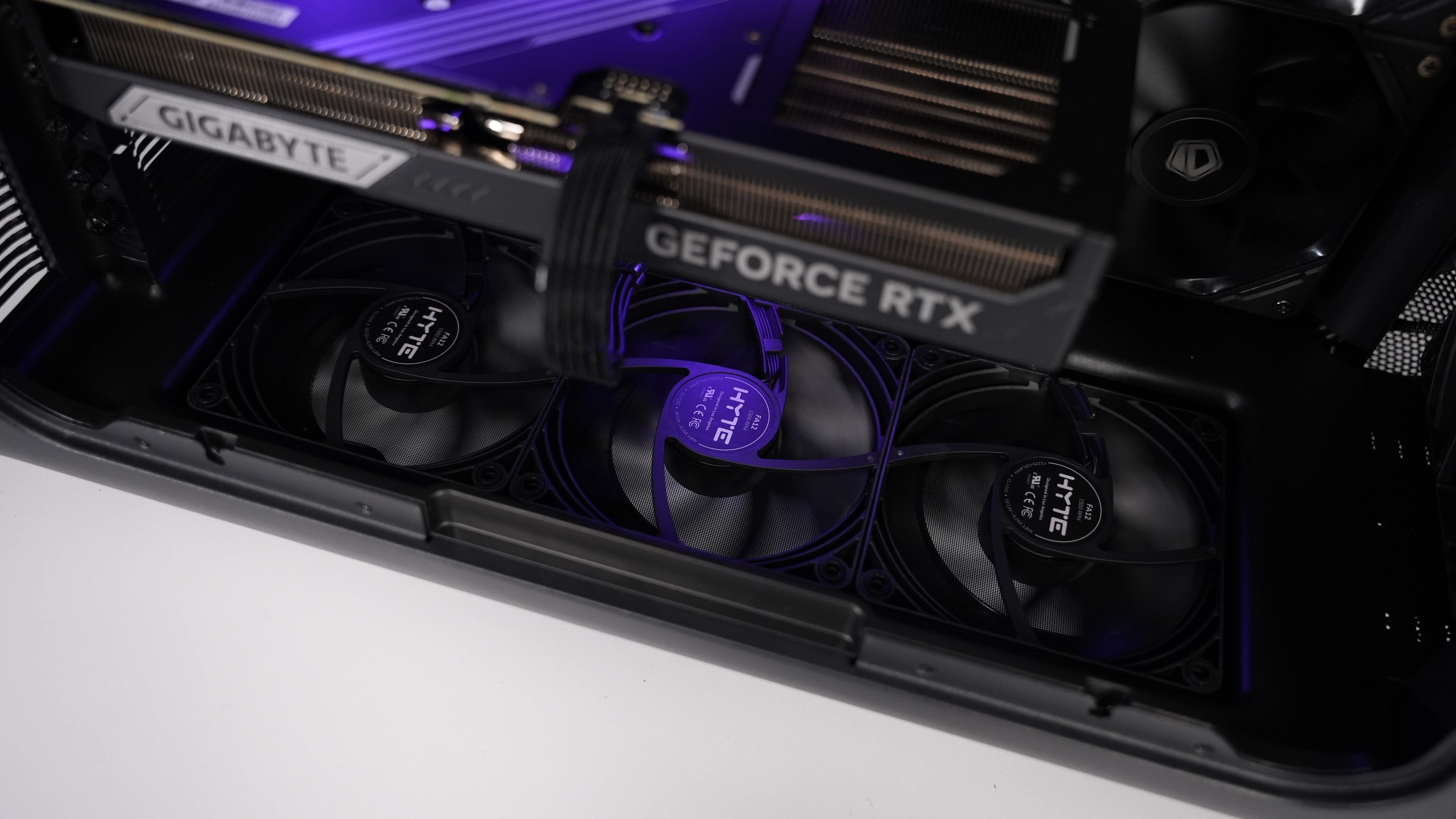 Intel Ultra 7 265K + RTX 5070Ti Gaming/Streaming PC