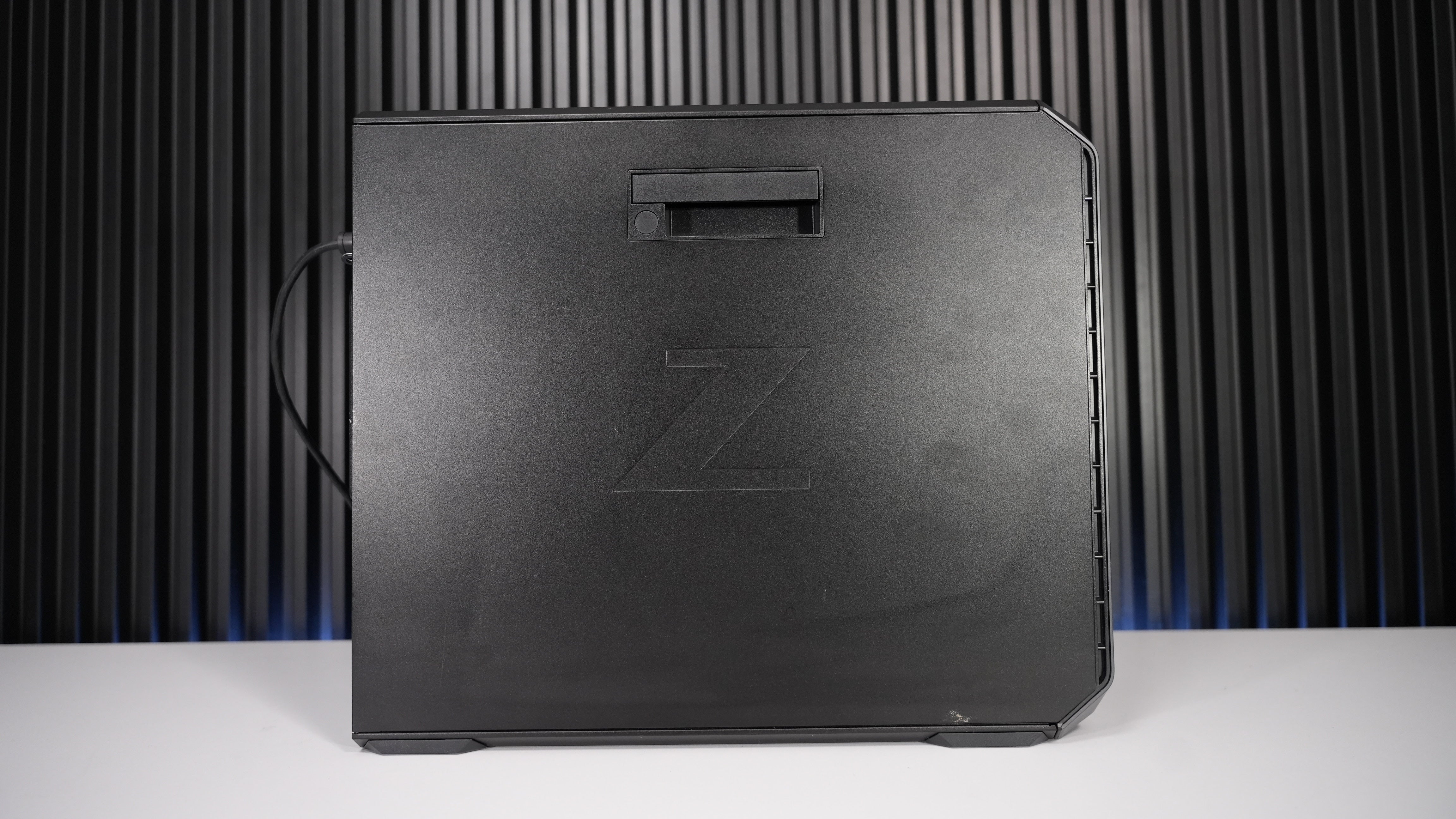 Intel Xeon W-2133 + RTX 2070 Super Gaming PC