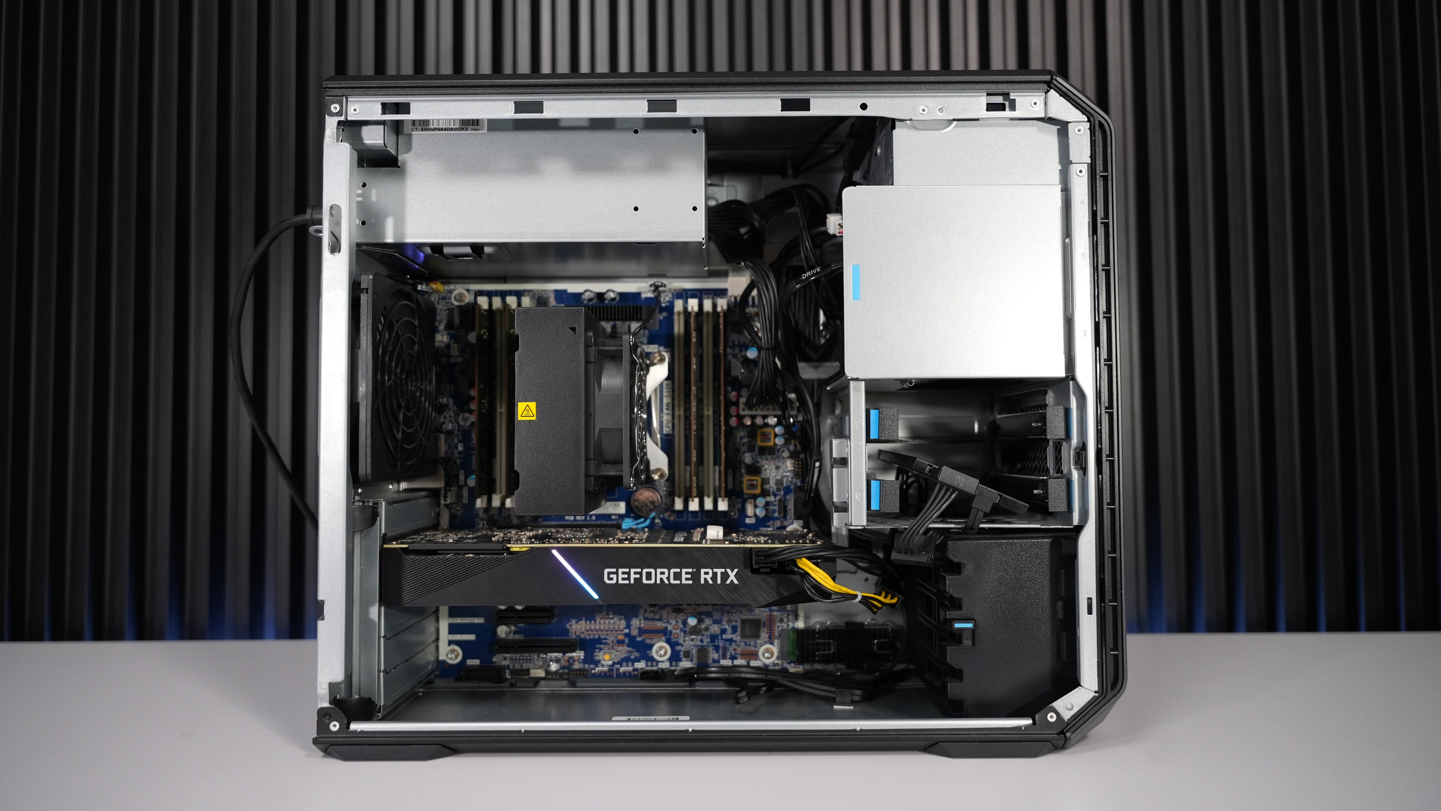 Intel Xeon W-2133 + RTX 2070 Super Gaming PC