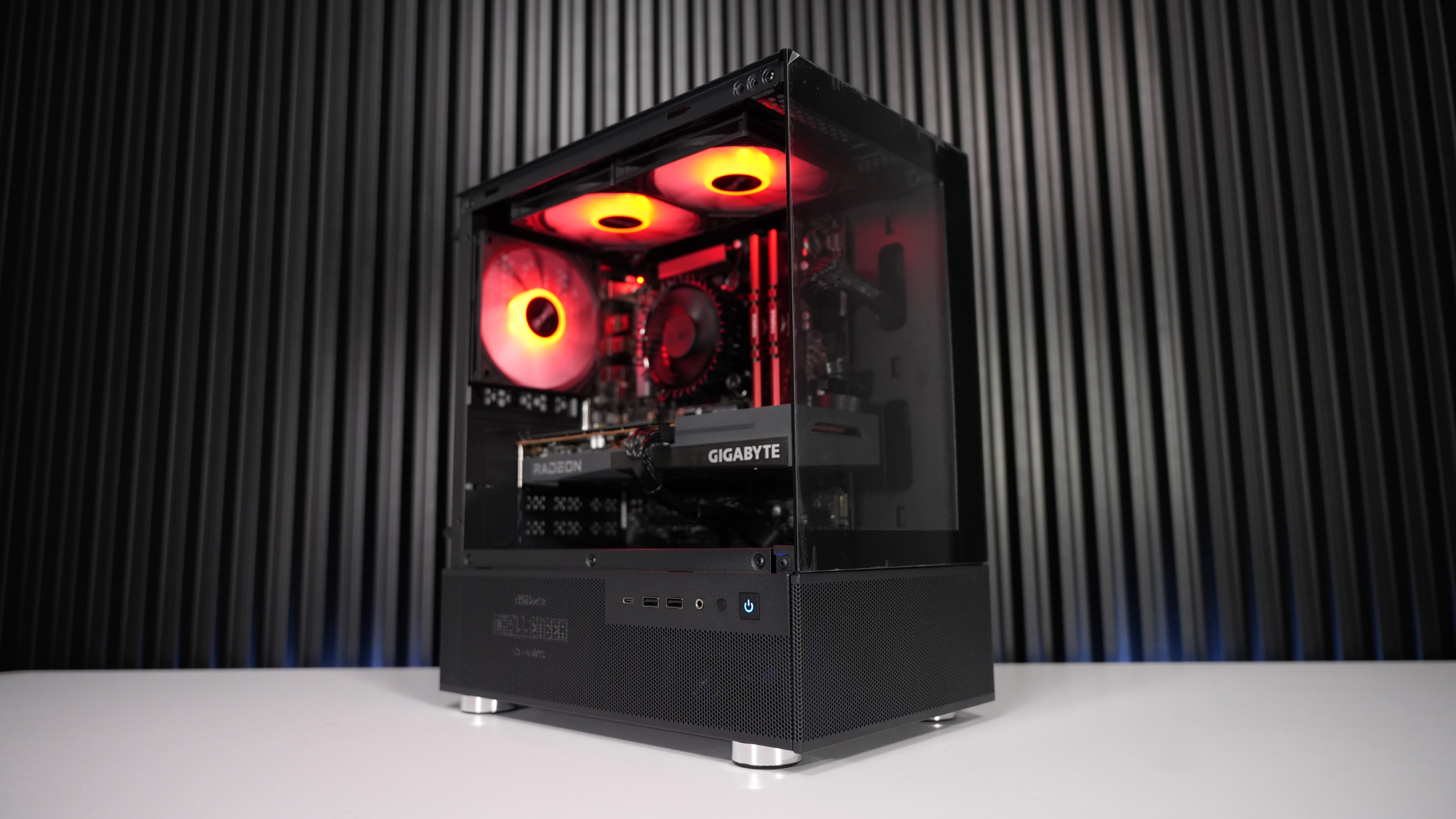 Intel i3 14100 + RX 6600 Gaming PC