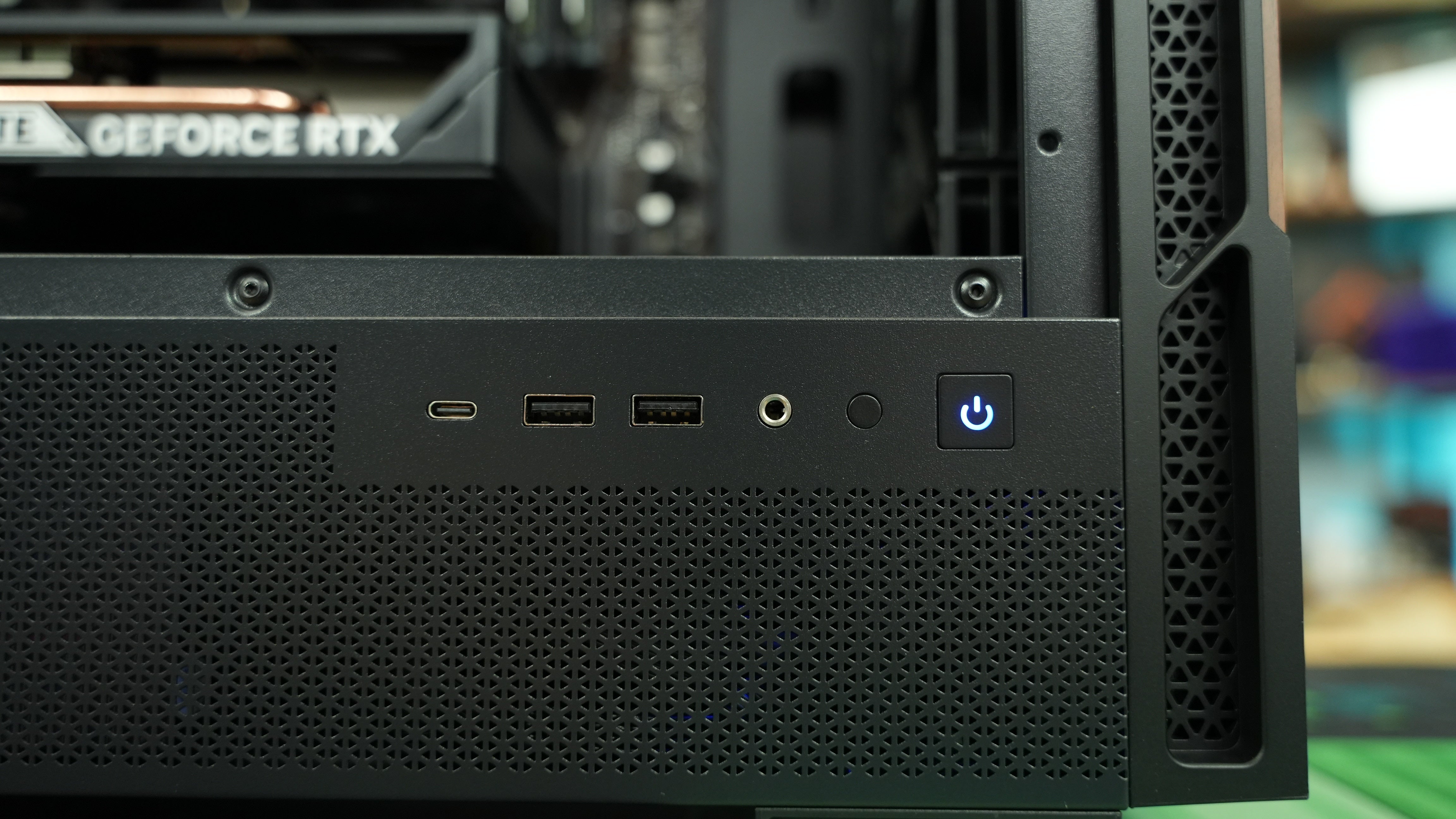 Performance Plus - Ryzen 5 5500 + RTX 5050