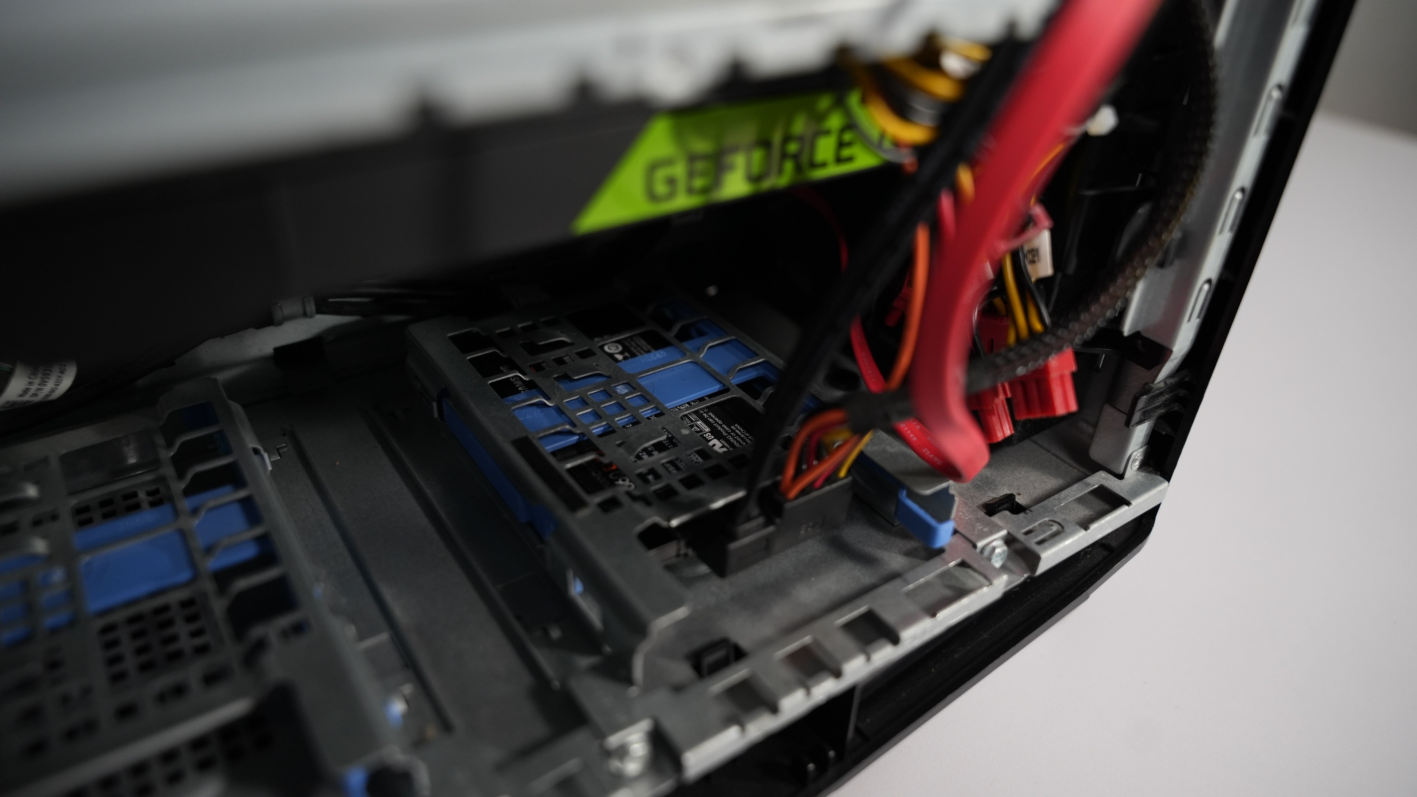 Intel i7 8700K + GTX 1080 Ti Gaming PC