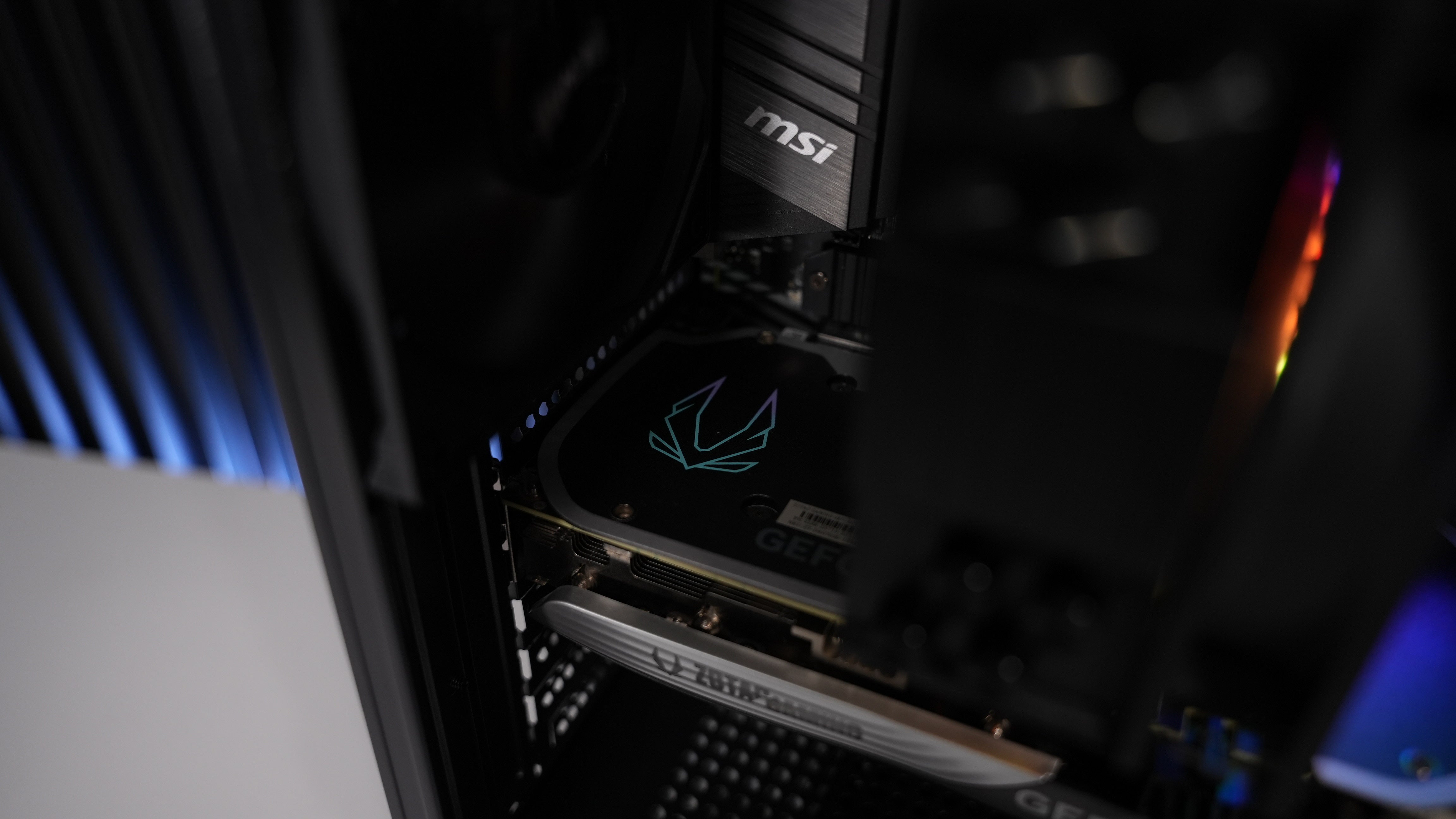 Ryzen 7 5700X + RTX 4070 Gaming PC