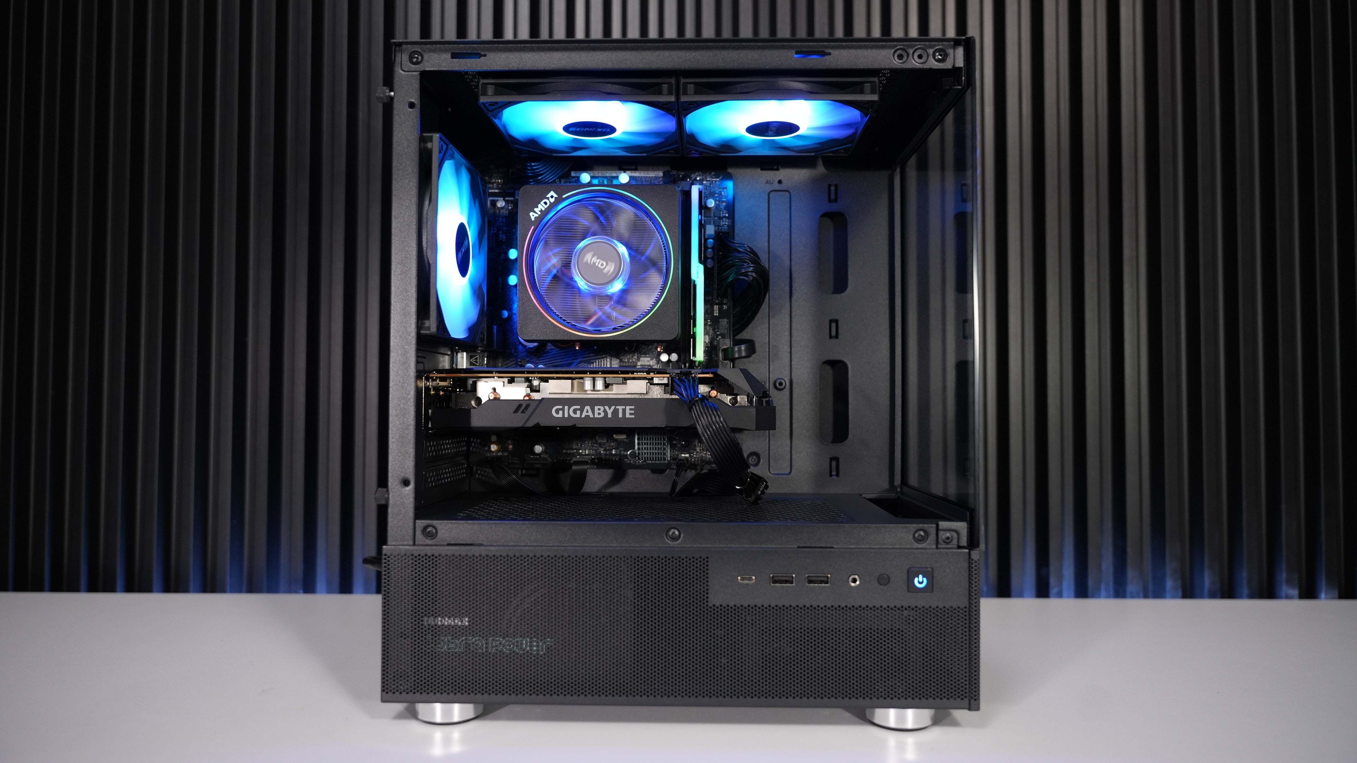 Ryzen 5 3600 + RX 5500XT Gaming PC