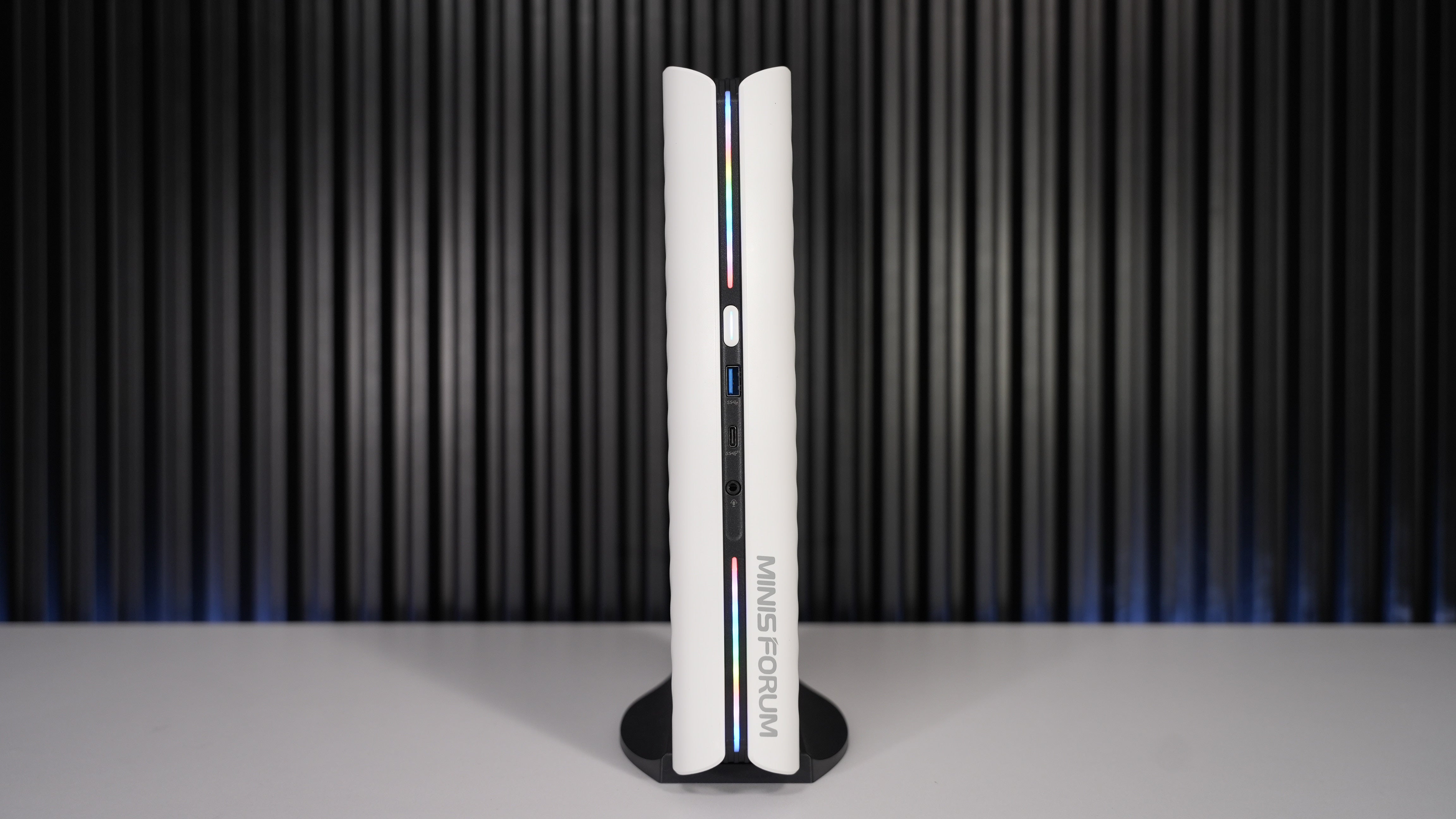 Ryzen 9 8945HX + RTX 5060 Mini Workstation