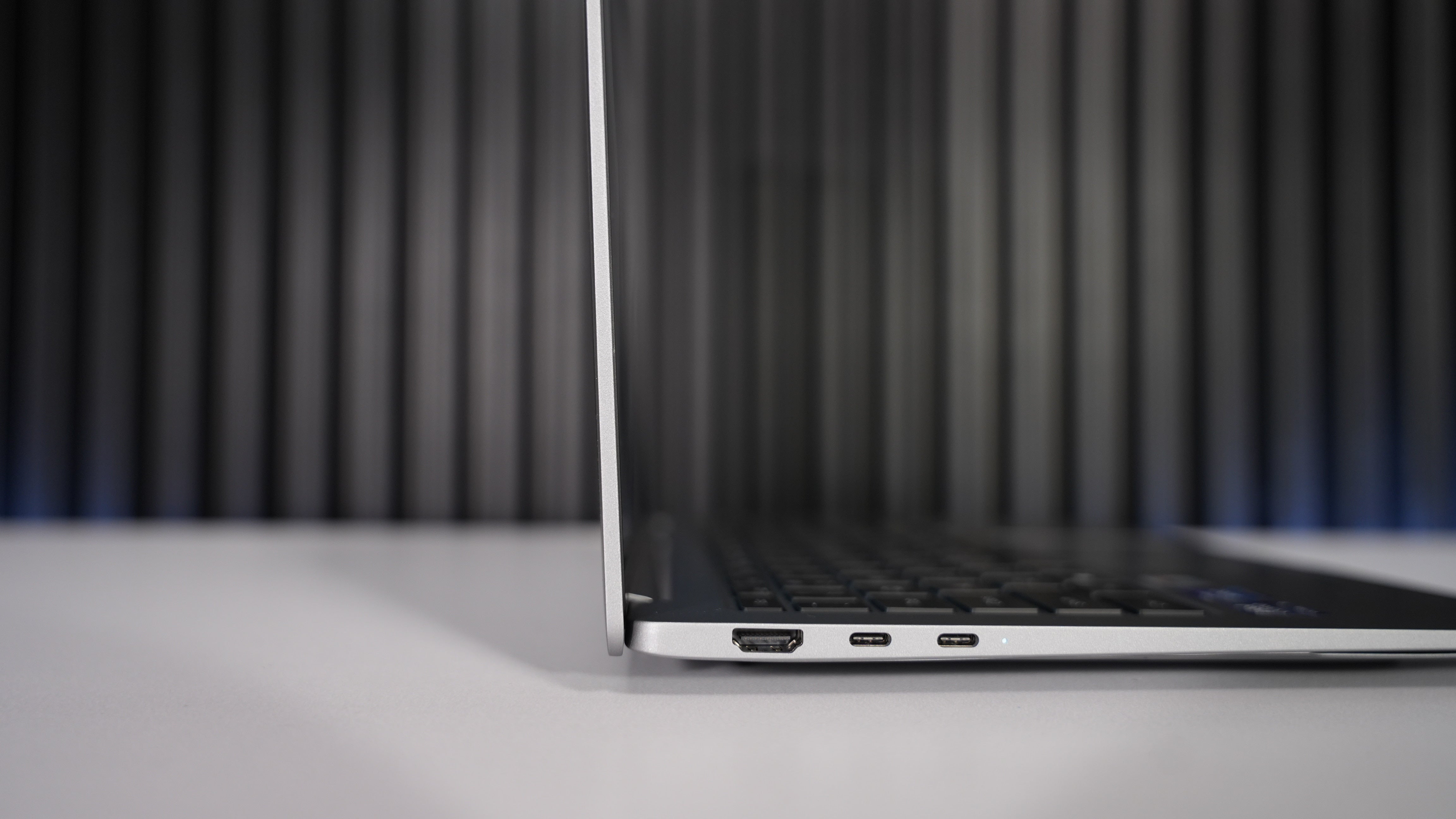 Geekom X14 Pro - Intel Ultra 9 185H Laptop