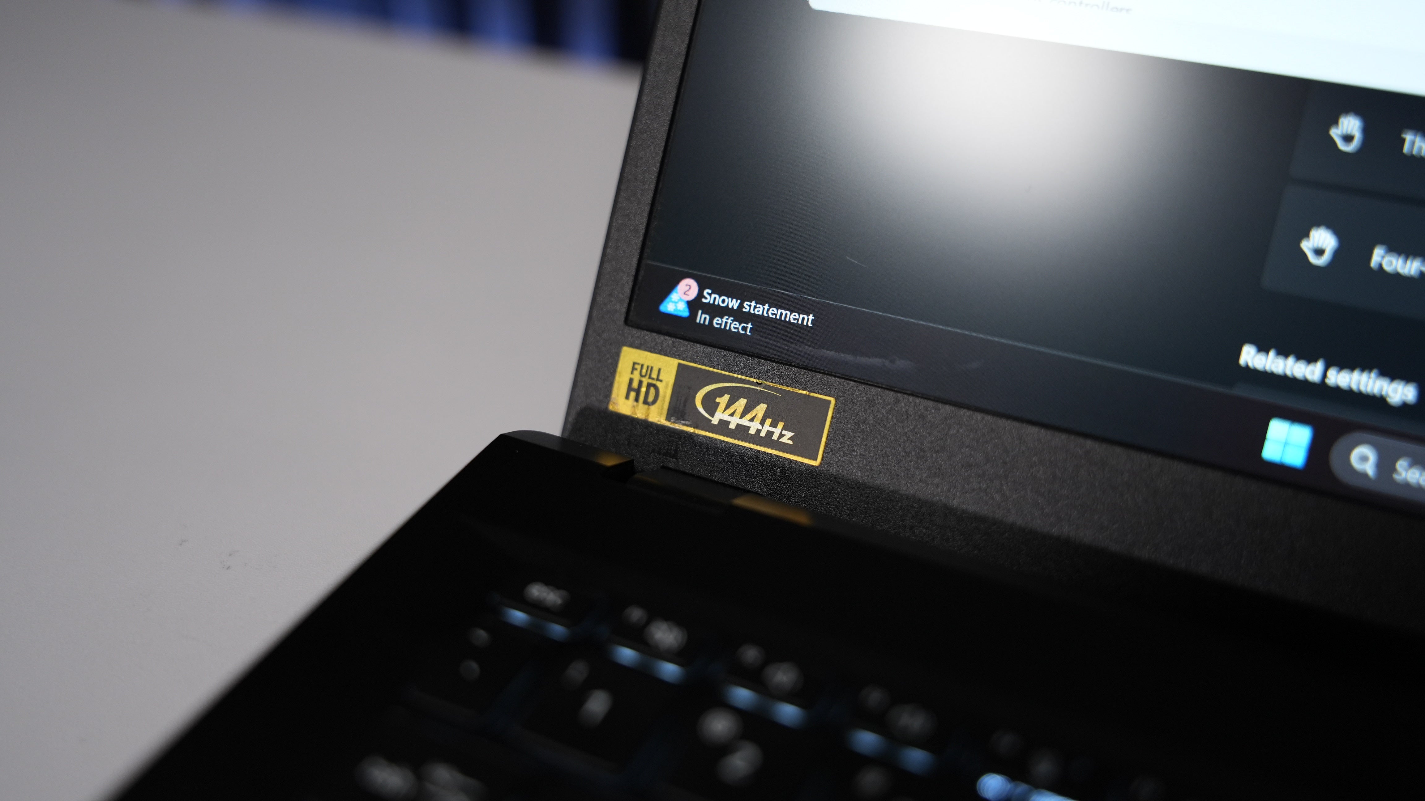 Intel i5 13420H + RTX 4050 Gaming Laptop